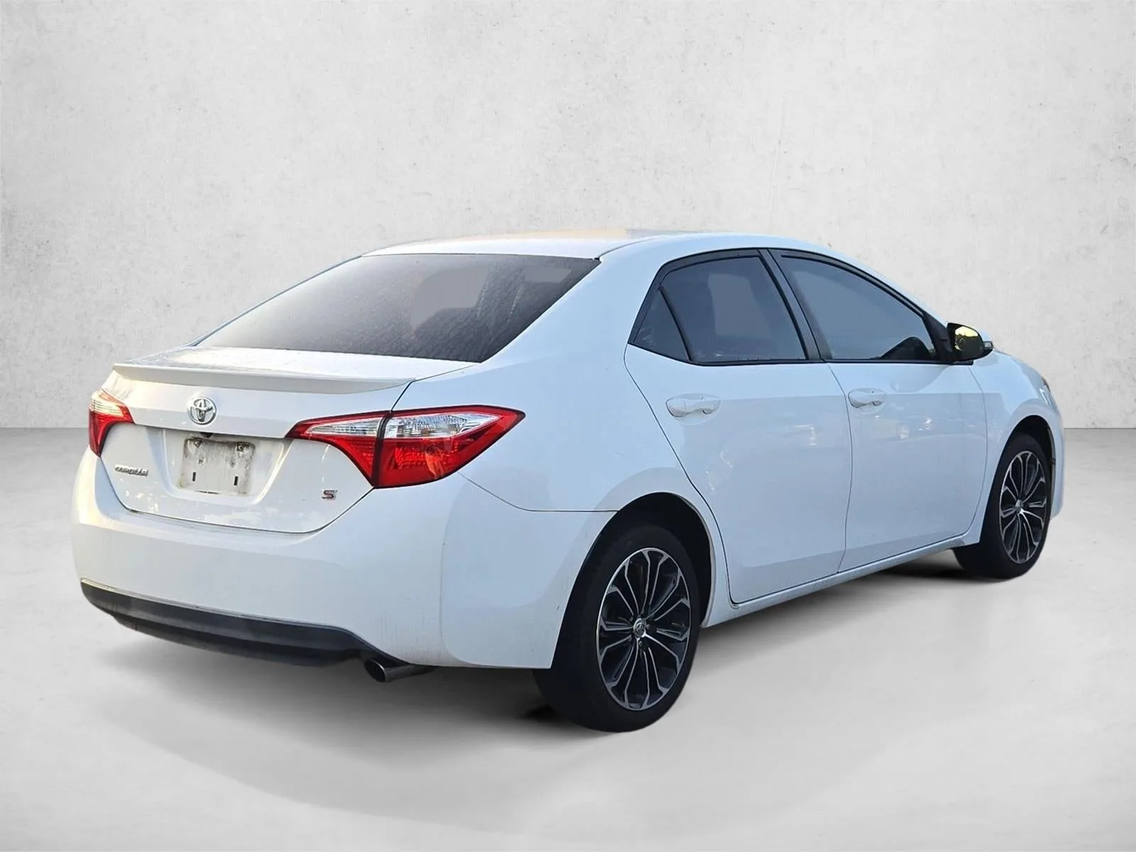 2016 Toyota Corolla 4dr Sdn CVT Auto S Plus (Natl) photo 5