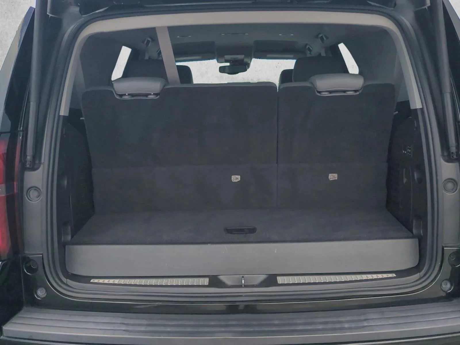 2015 Chevrolet Tahoe LT photo 6