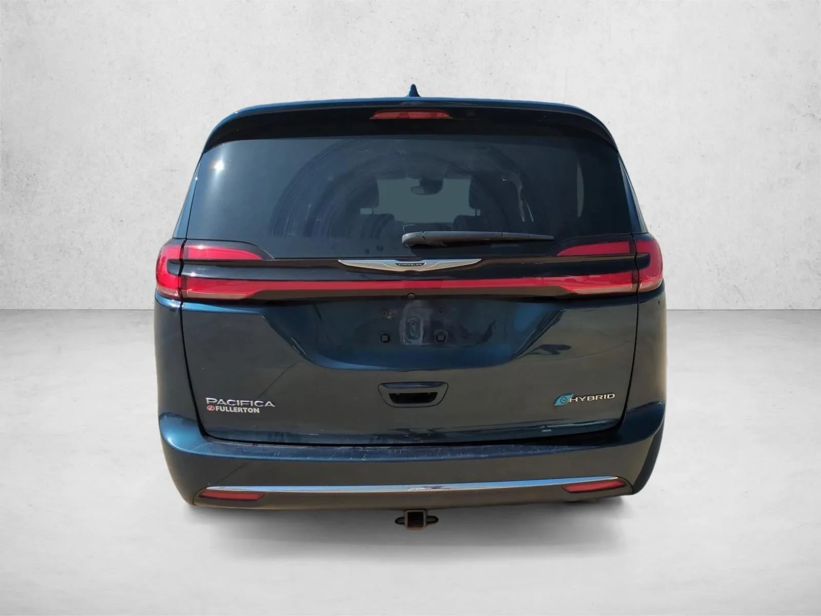 2022 Chrysler Pacifica Hybrid Touring L FWD photo 6