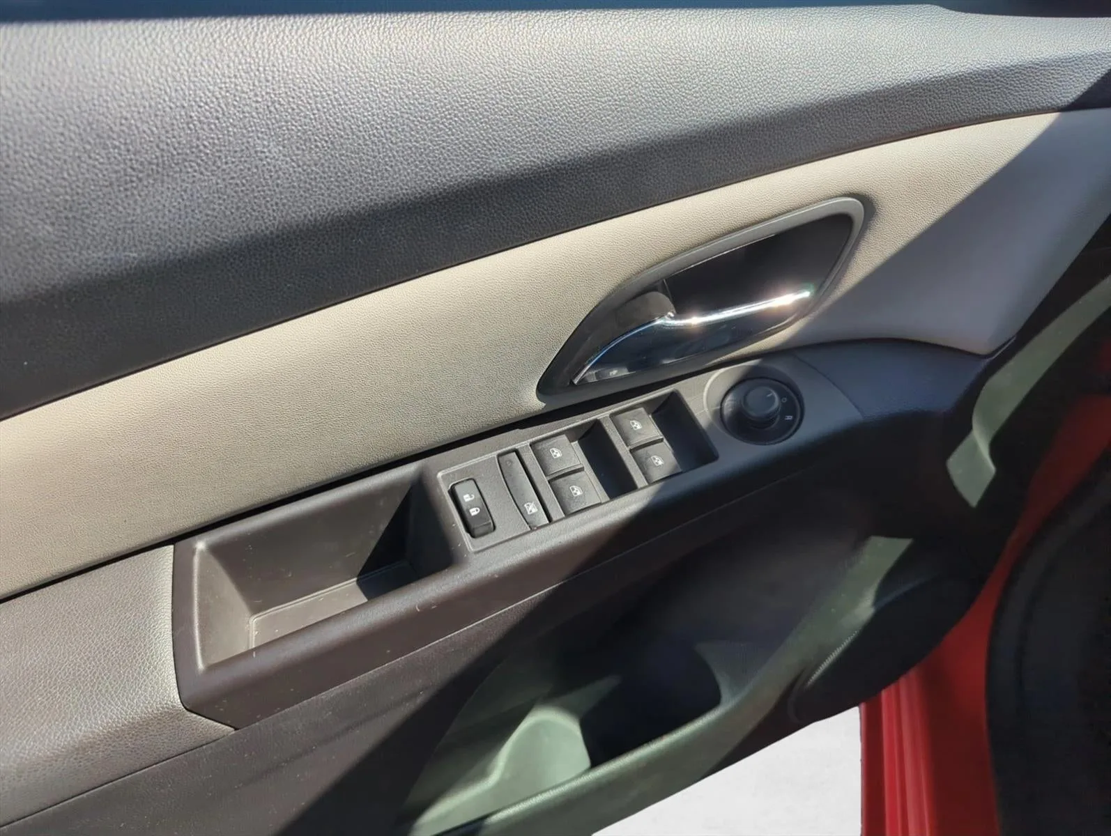 2016 Chevrolet Cruze Limited Sedan LS (Automatic) photo 12