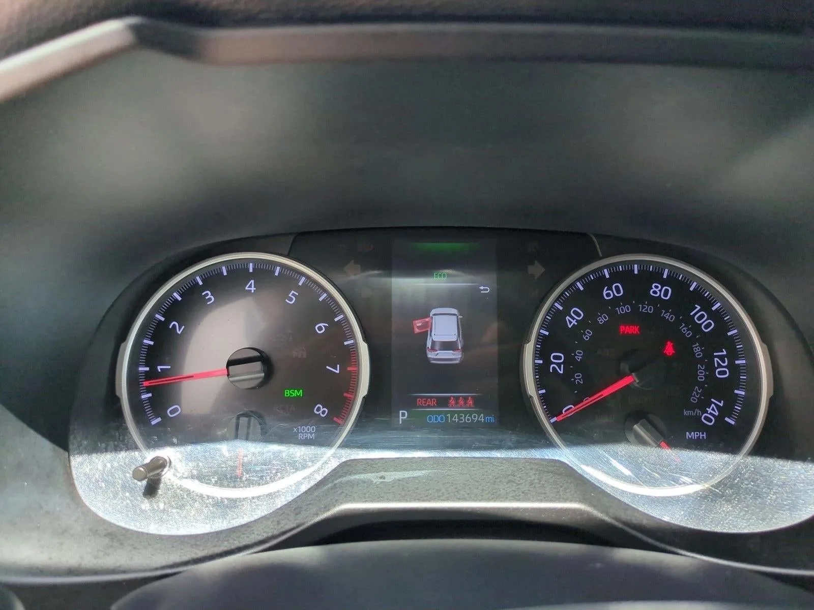 2019 Toyota RAV4 XLE Premium FWD (Natl) photo 11