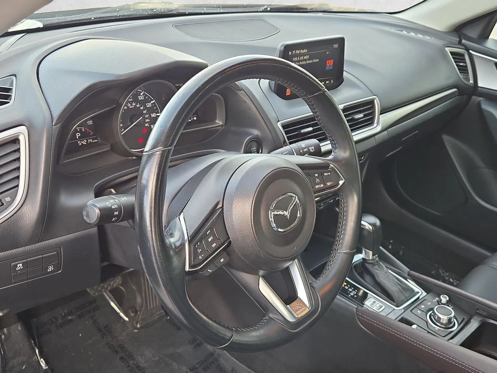 2018 Mazda Mazda3 5-Door Touring Auto photo 10