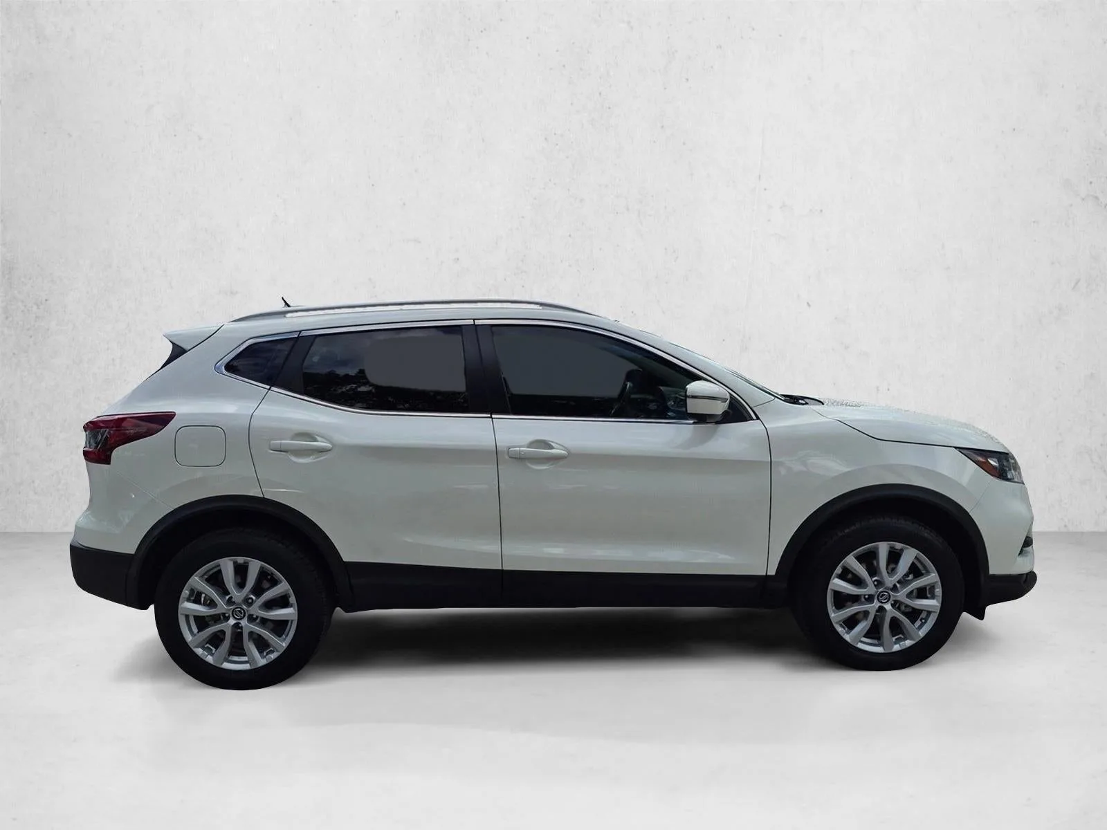 2022 Nissan Rogue Sport AWD SV photo 4