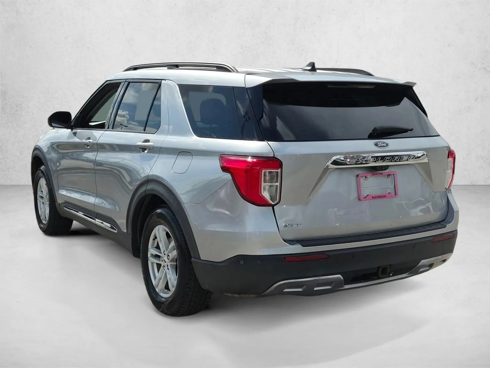 2021 Ford Explorer XLT RWD photo 7