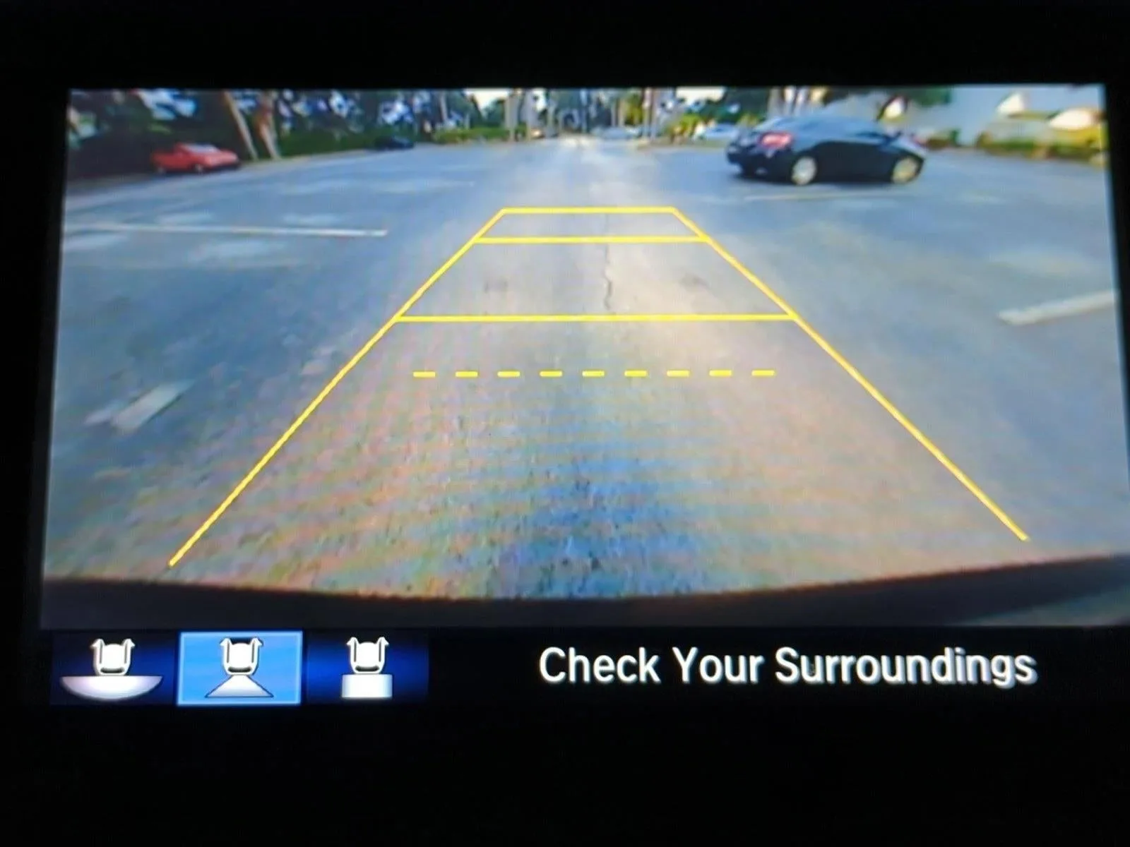 2016 Honda Pilot AWD Touring with DVD Rear Entertainment System and Navigation photo 10