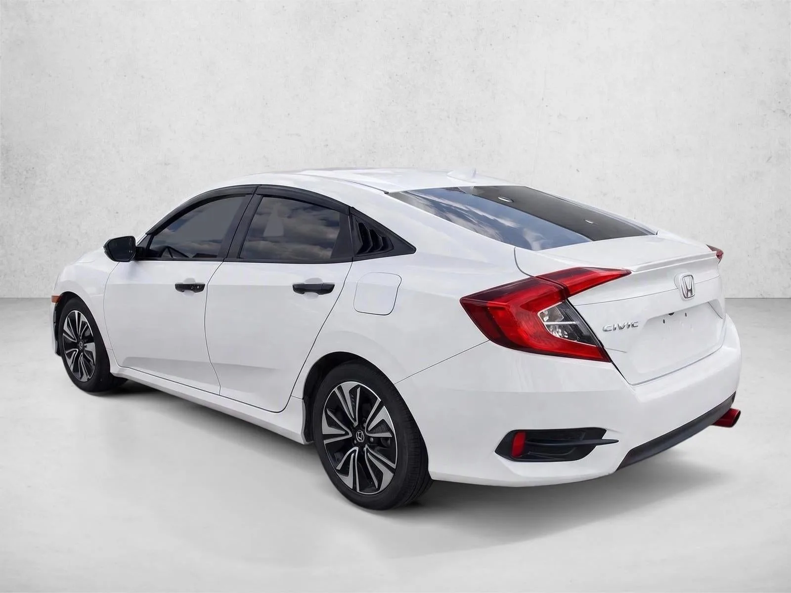 2018 Honda Civic Sedan EX-L CVT photo 5