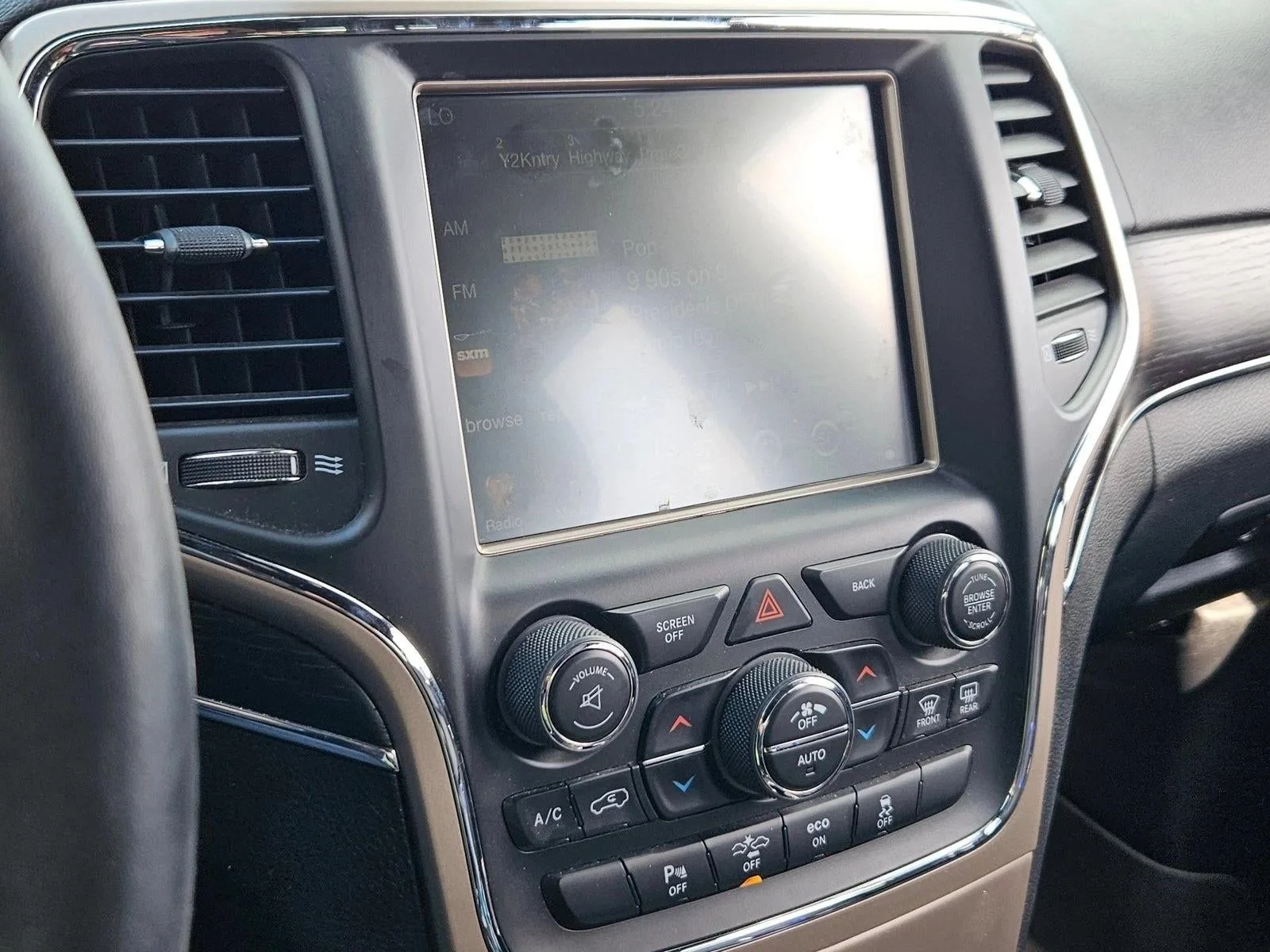 2015 Jeep Grand Cherokee 4WD 4dr Summit photo 11