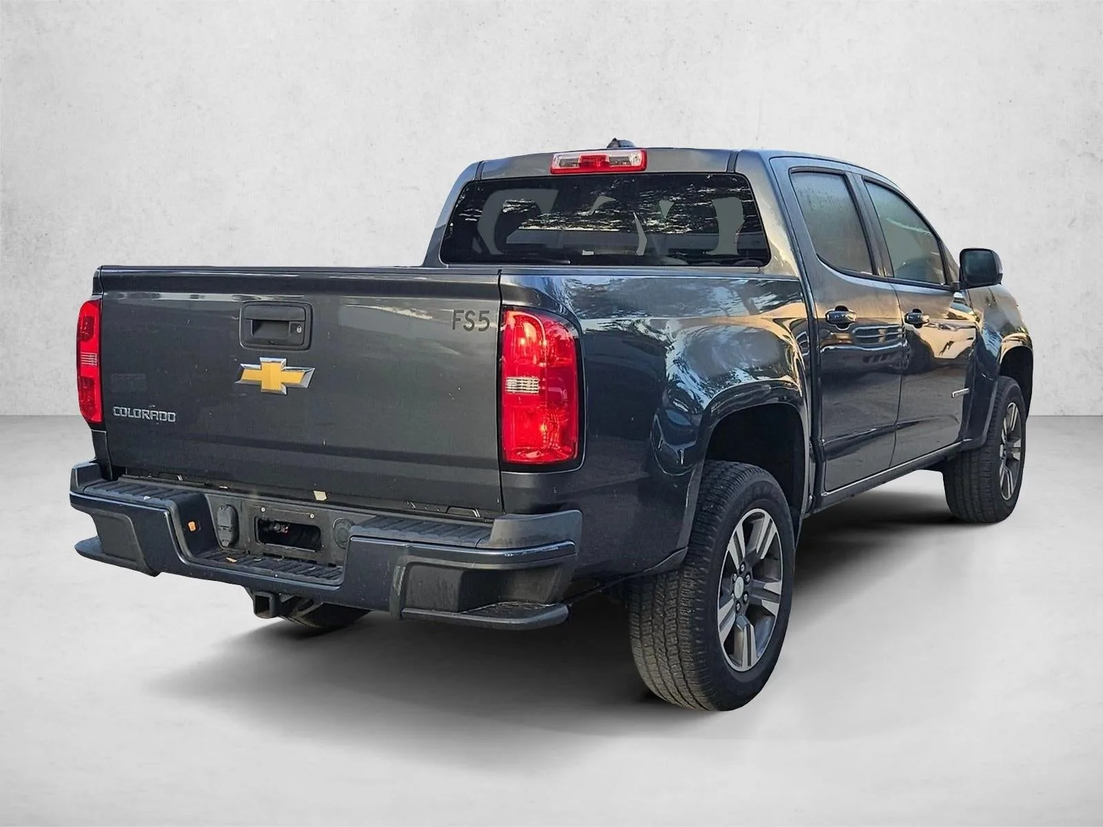2017 Chevrolet Colorado 2WD WT photo 5