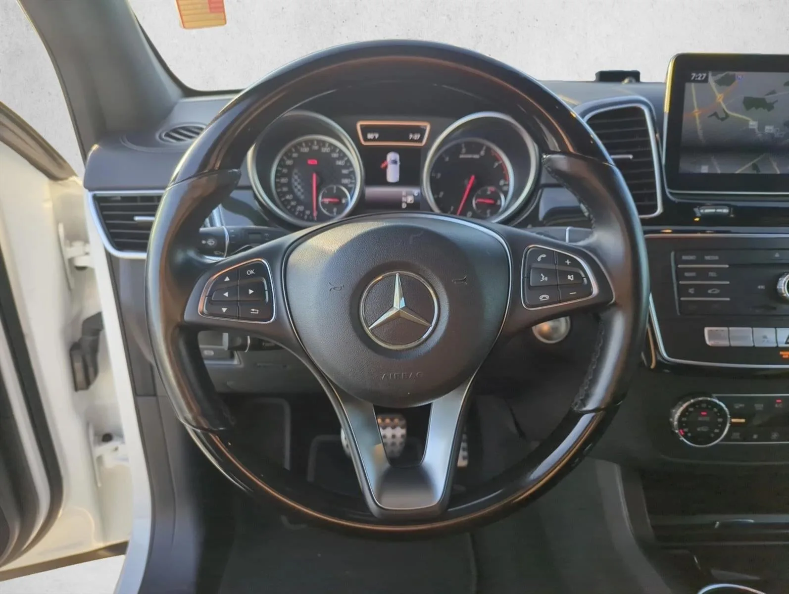 2018 Mercedes-Benz GLE AMG® GLE 43 4MATIC® SUV photo 12