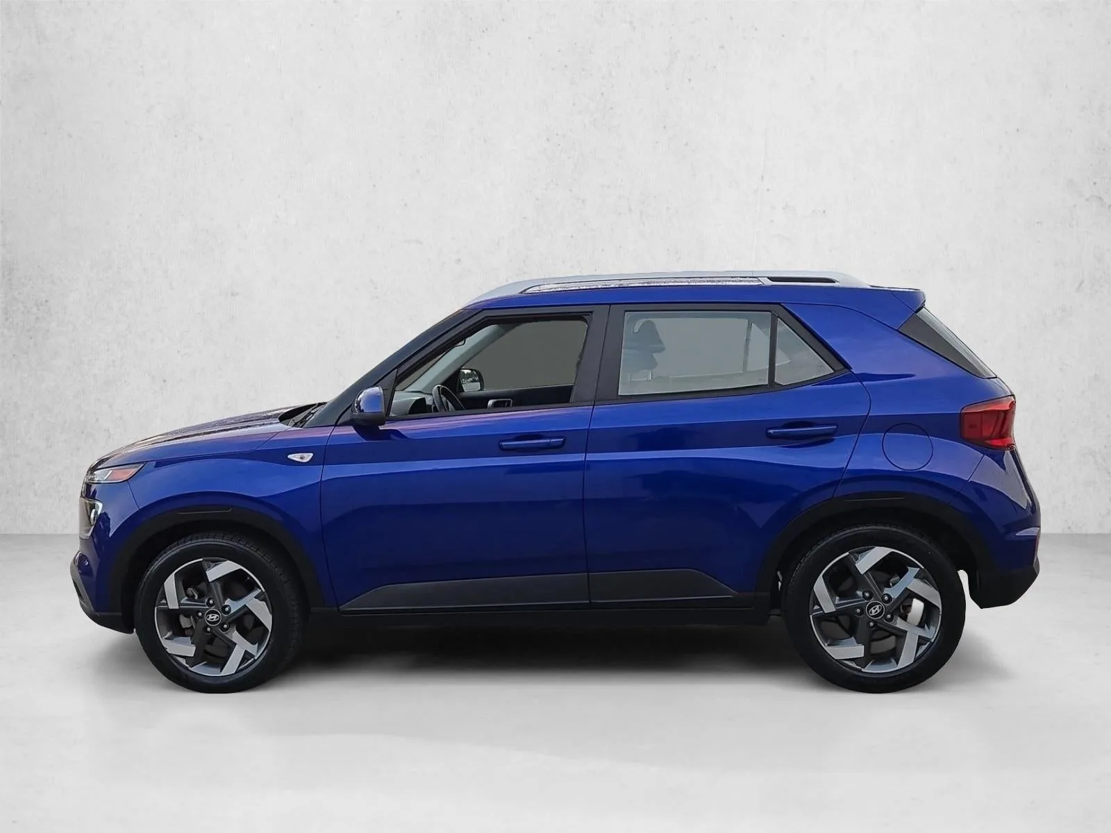 2023 Hyundai VENUE SEL IVT photo 9