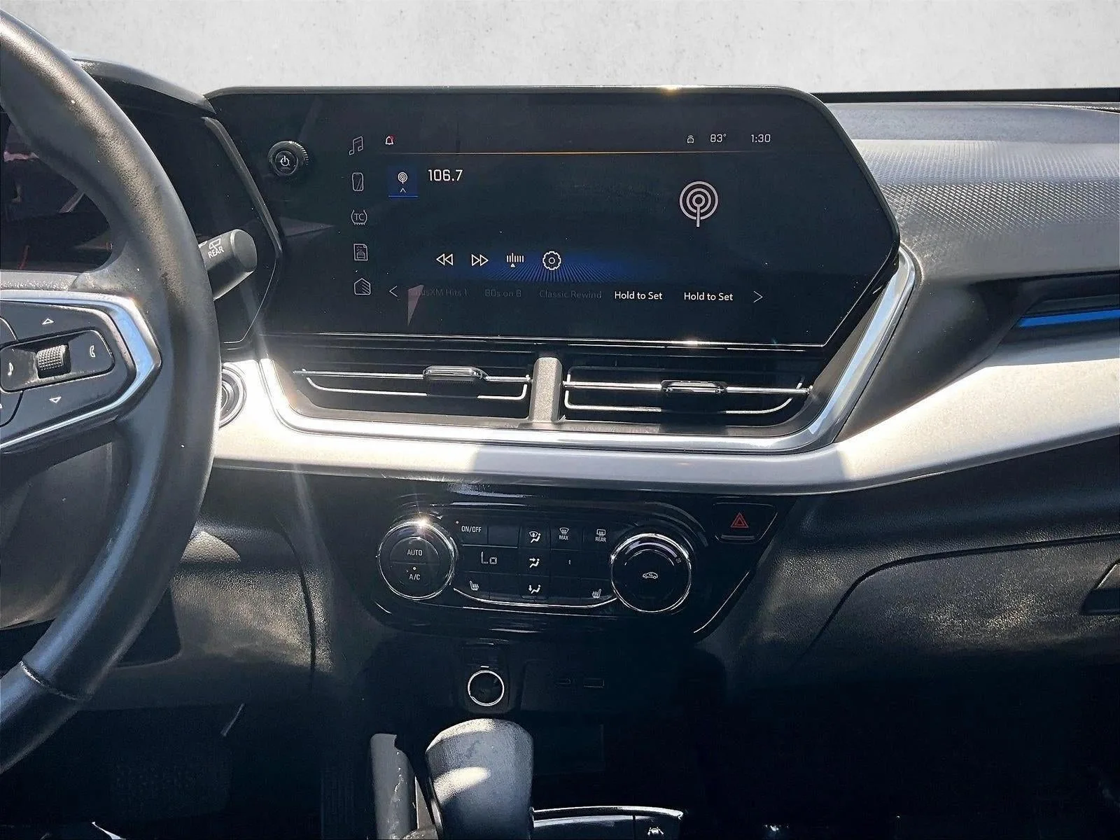 2024 Chevrolet Trax LT photo 8