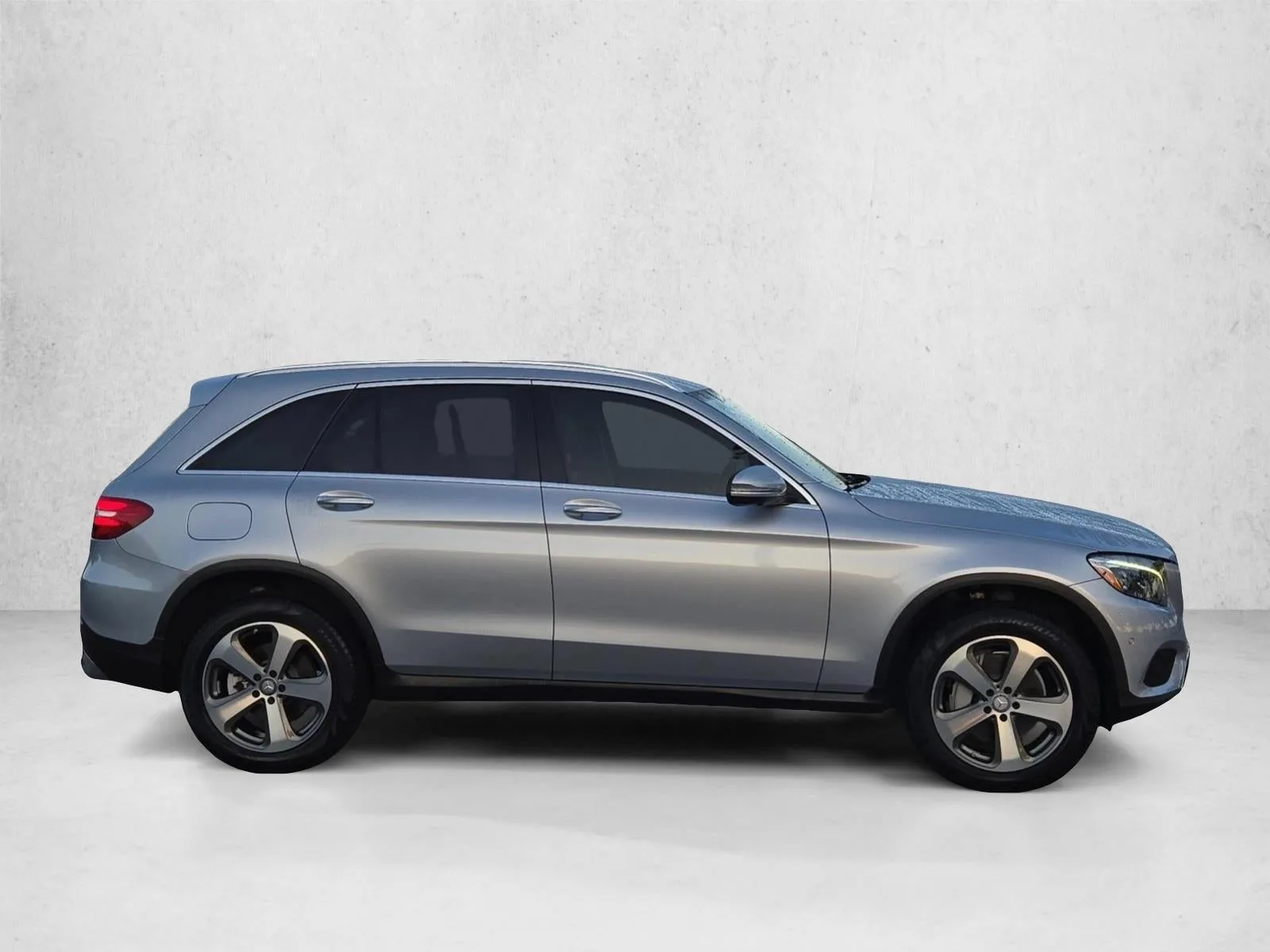 2016 Mercedes-Benz GLC GLC 300 4MATIC® SUV photo 4