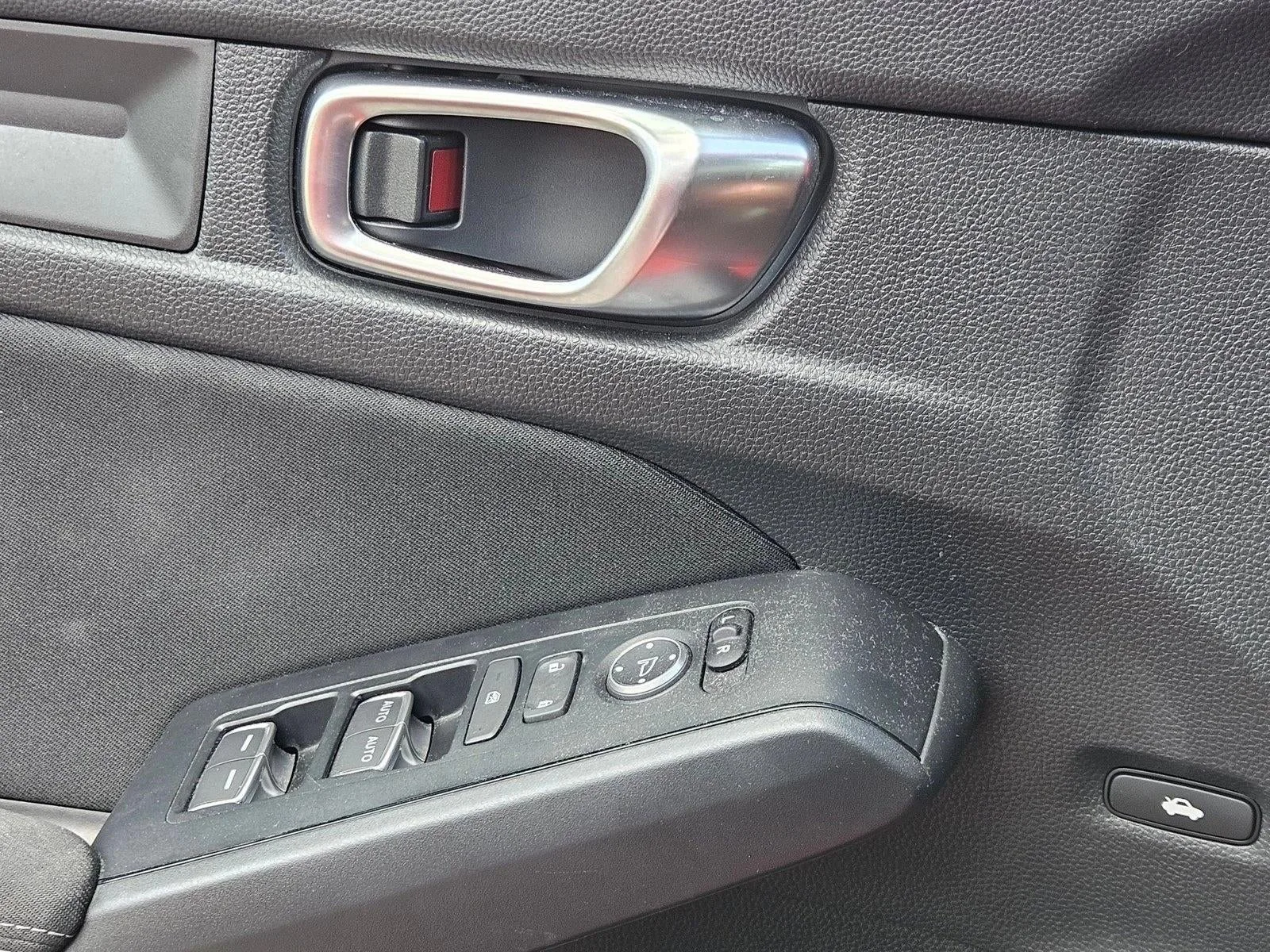 2024 Honda Civic Sedan Sport CVT photo 5
