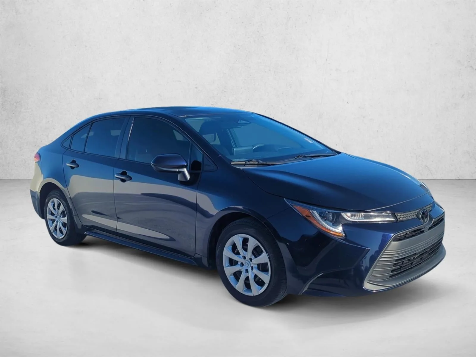 2023 Toyota Corolla LE CVT (Natl) photo 3