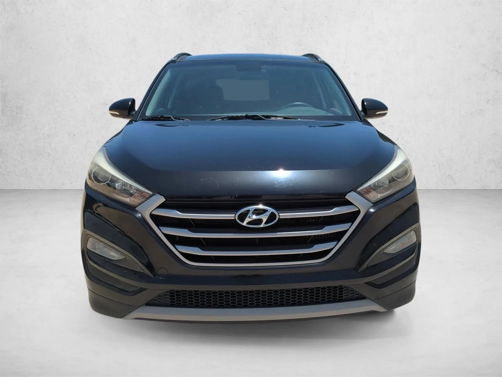 2017 Hyundai TUCSON Value FWD photo 2