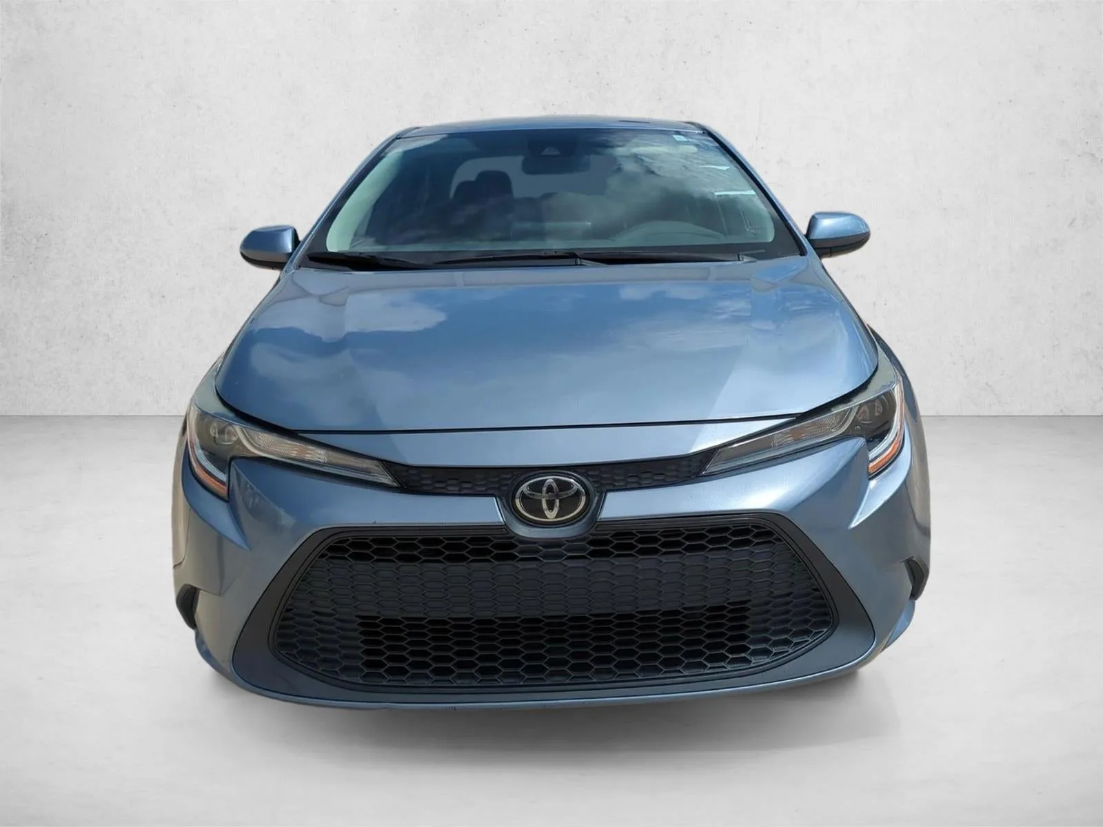 2022 Toyota Corolla LE CVT (Natl) photo 2