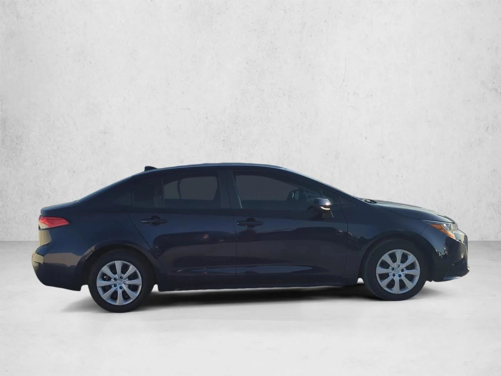 2024 Toyota Corolla LE CVT (Natl) photo 4