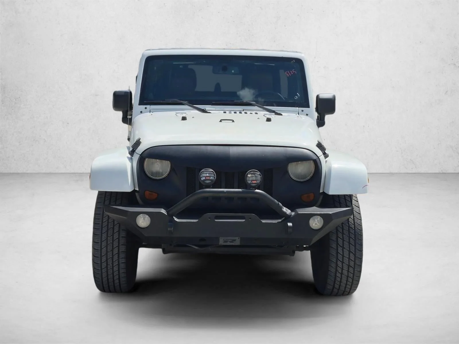 2013 Jeep Wrangler Unlimited Sahara photo 2