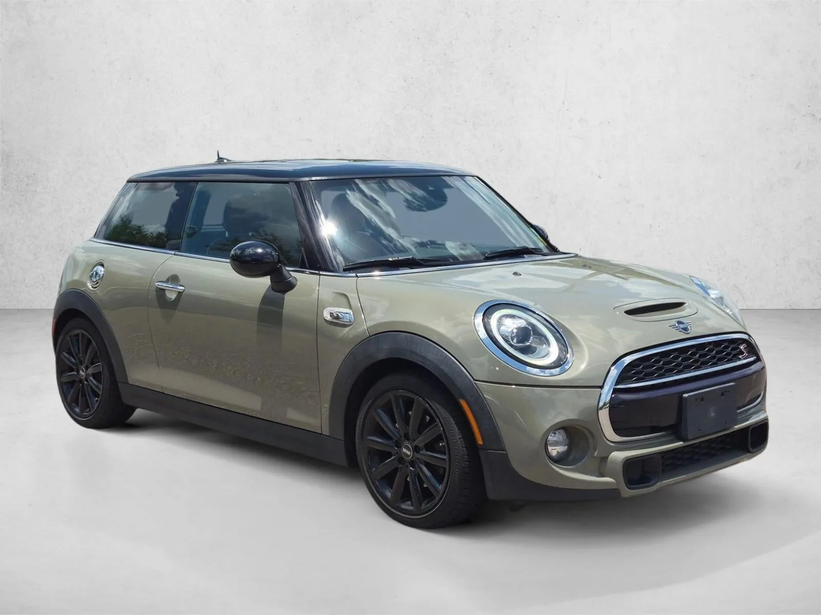 2019 MINI Cooper S Hardtop Cooper S photo 3