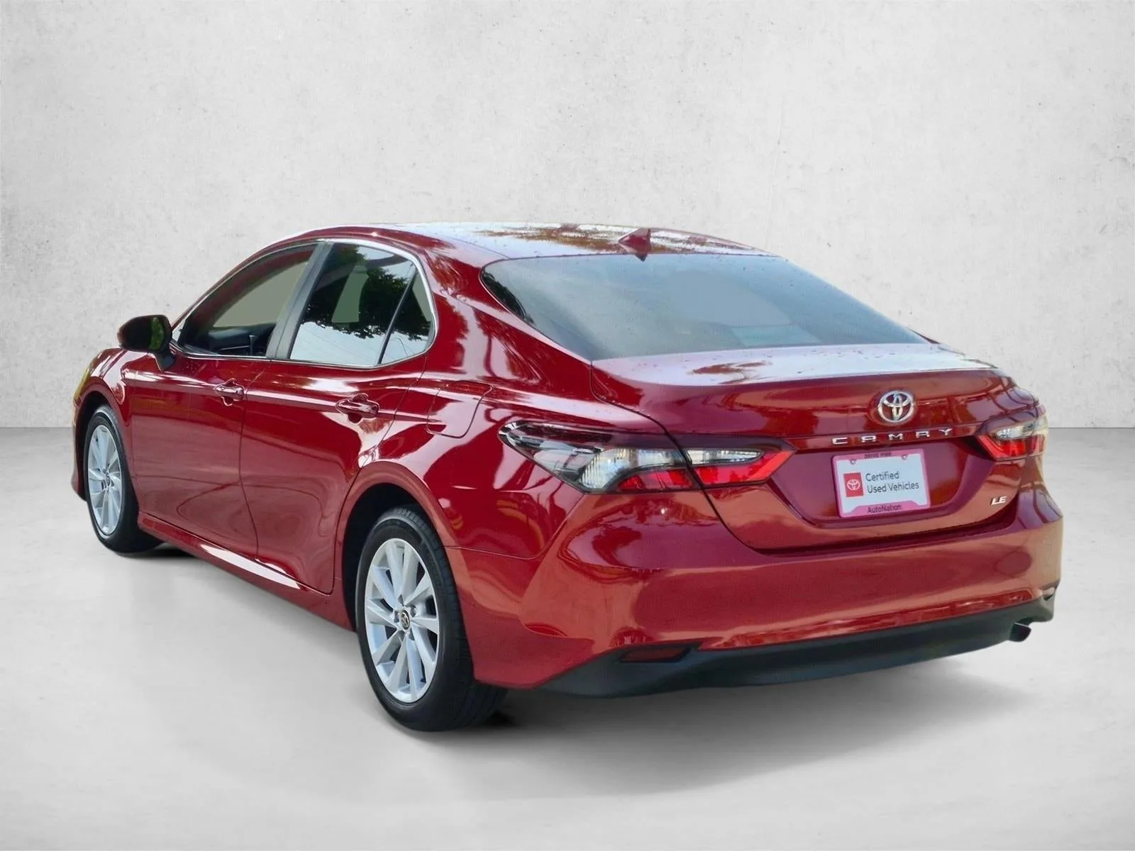 2024 Toyota Camry LE Auto (SE) photo 7