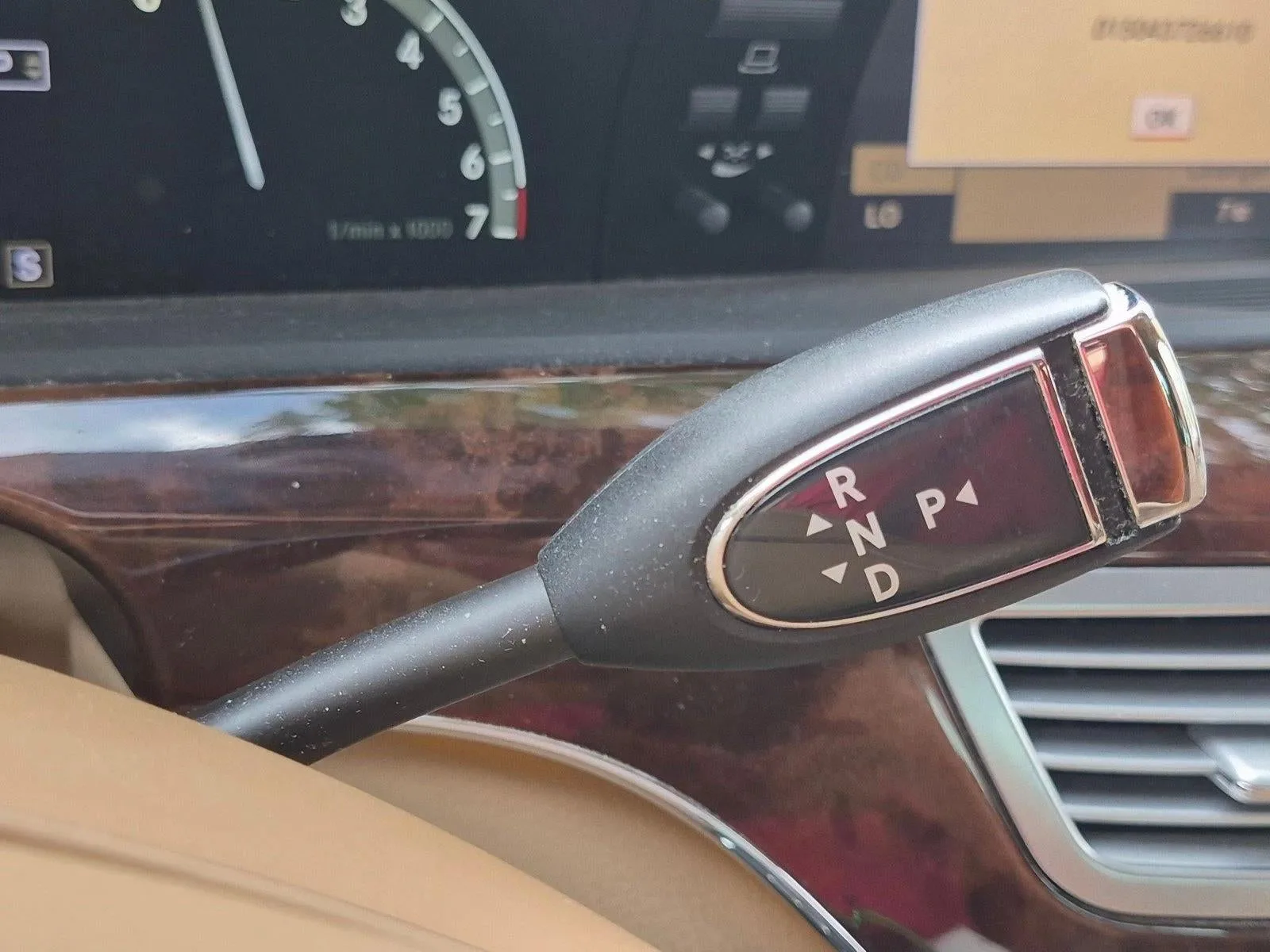 2007 Mercedes-Benz S-Class S 550 Sedan photo 7
