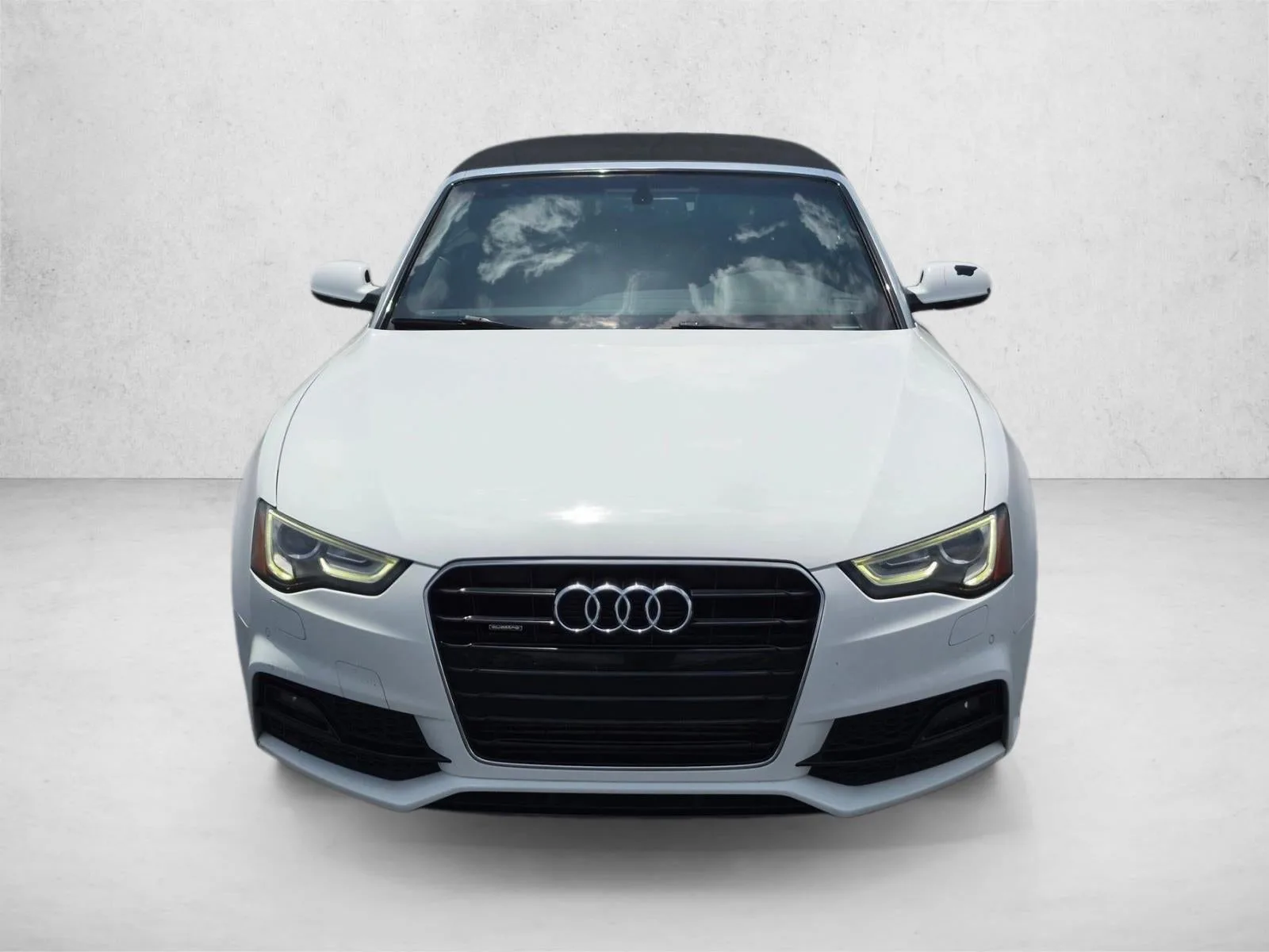 2017 Audi A5 Cabriolet Sport photo 2