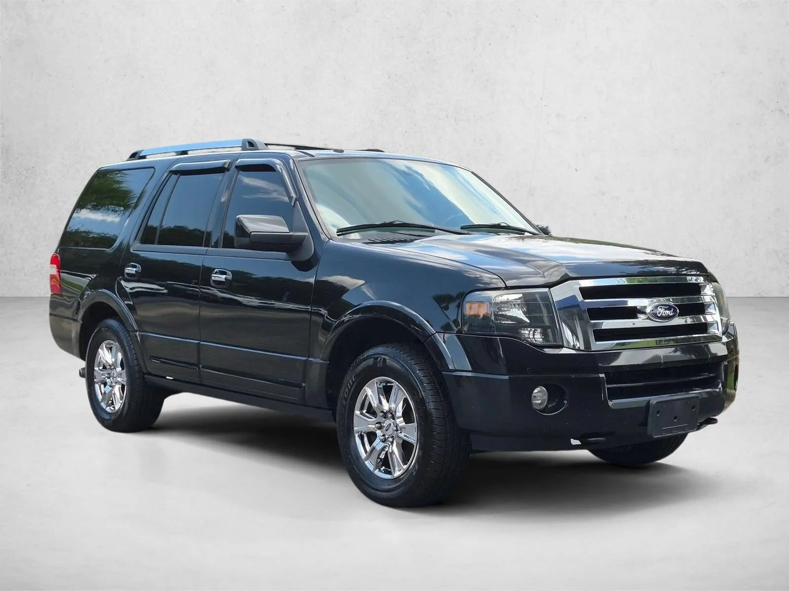 2014 Ford Expedition 4WD 4dr Limited photo 3