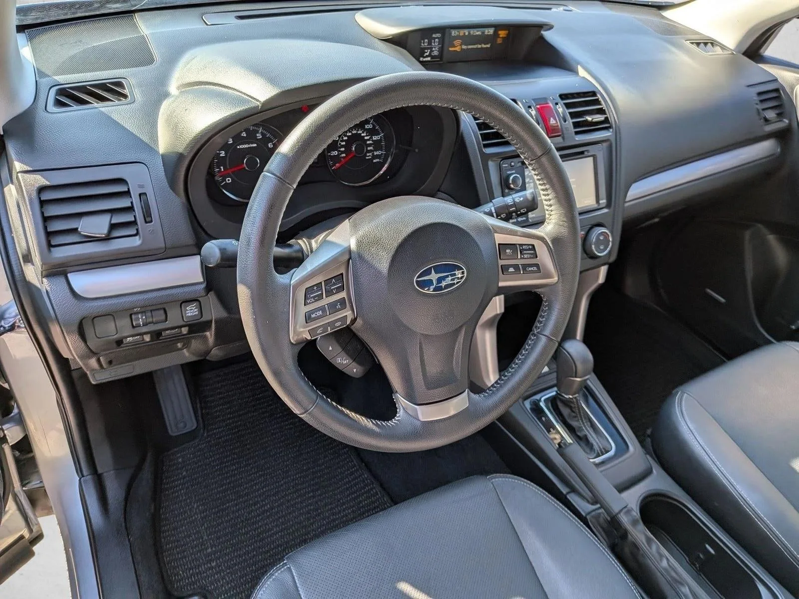 2015 Subaru Forester 2.5i Touring photo 10