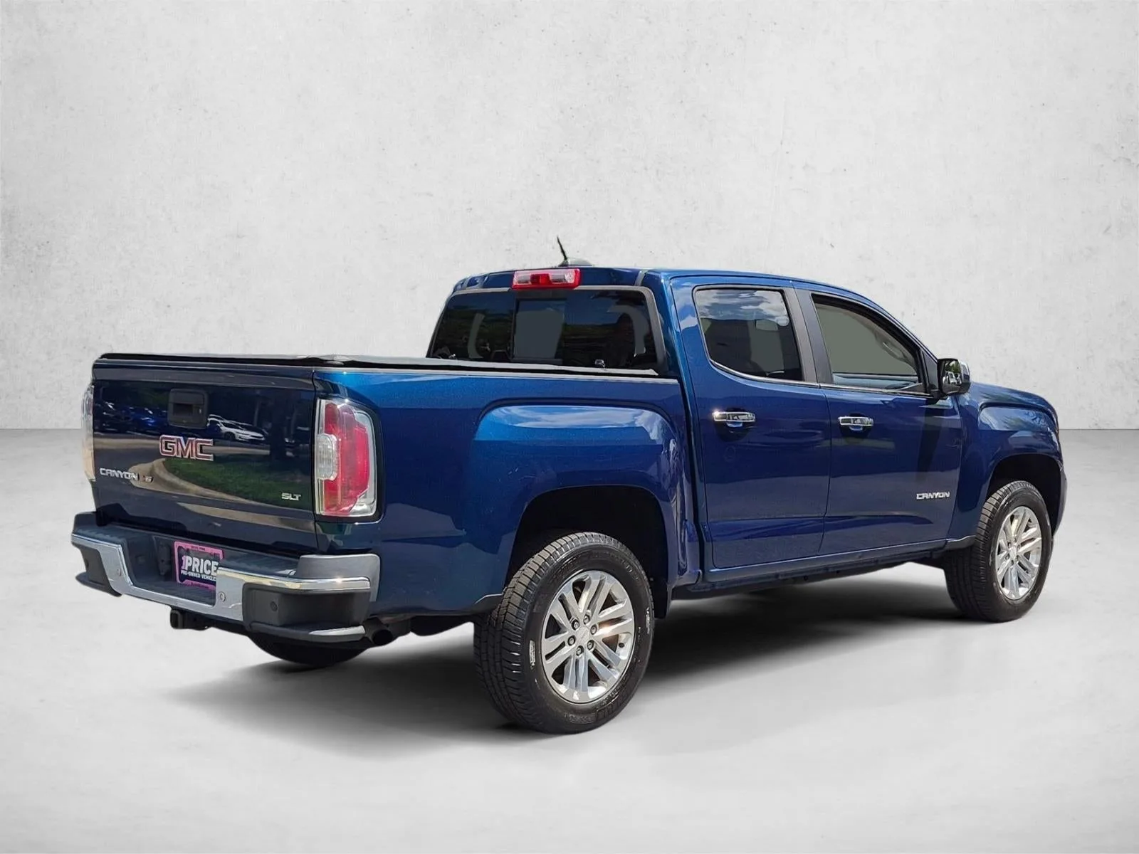 2019 GMC Canyon Crew Cab Short Box 2-Wheel Drive SLT photo 4