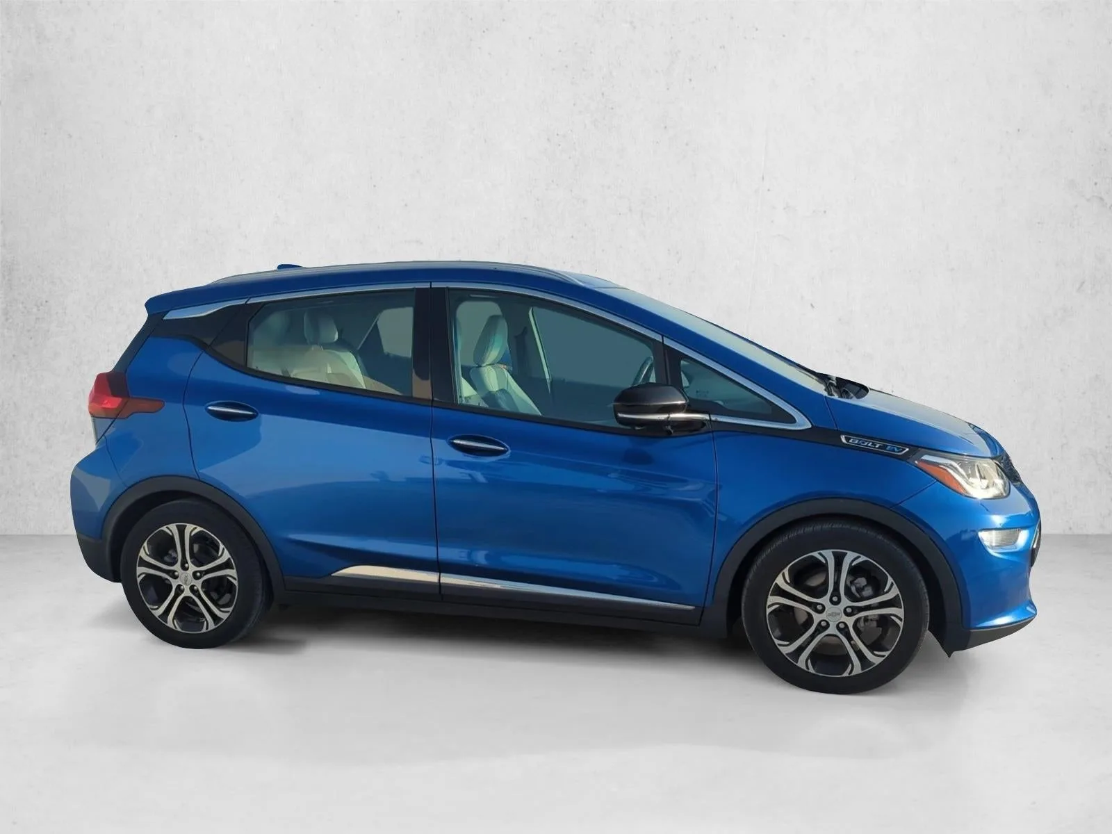2020 Chevrolet Bolt EV 5dr Wgn Premier photo 4