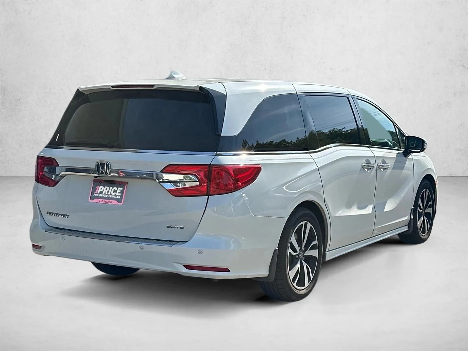 2018 Honda Odyssey Elite Auto photo 5