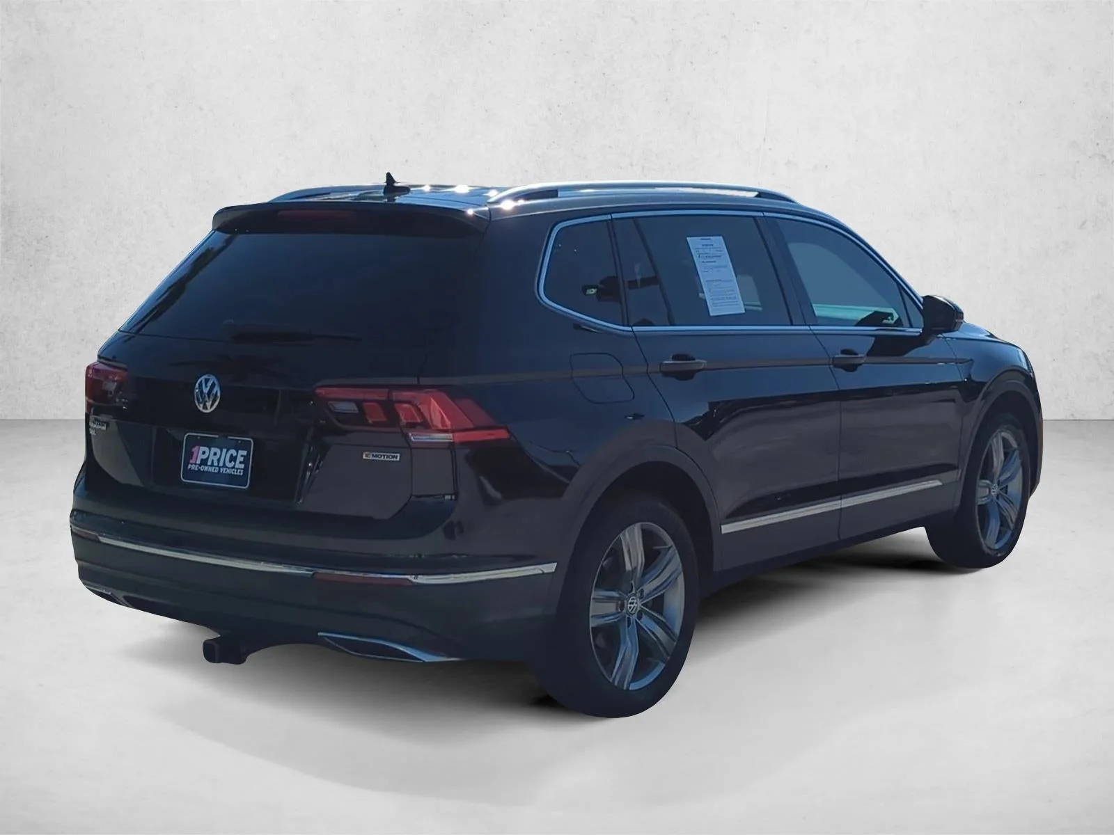 2019 Volkswagen Tiguan 2.0T SEL Premium 4MOTION photo 5