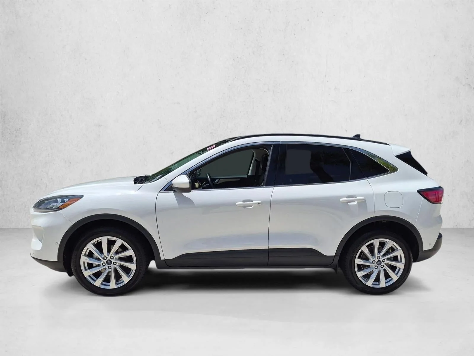 2021 Ford Escape Titanium AWD photo 8
