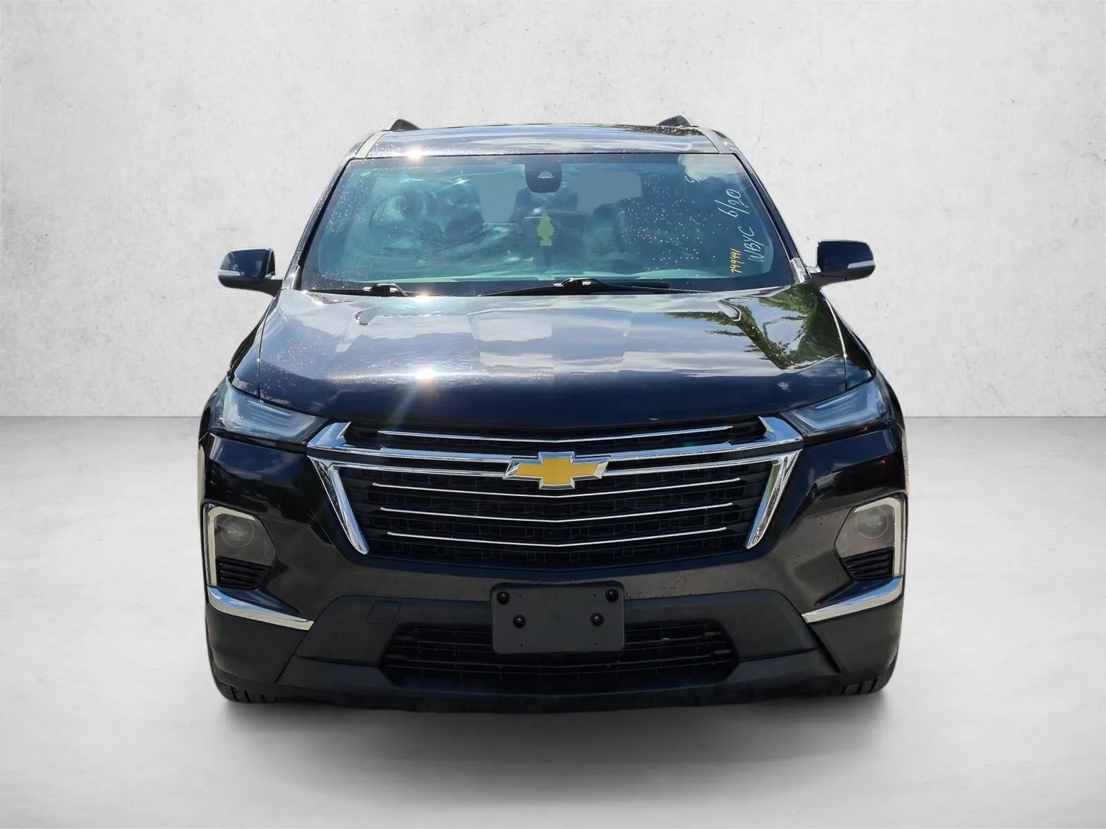 2022 Chevrolet Traverse LT Cloth photo 2