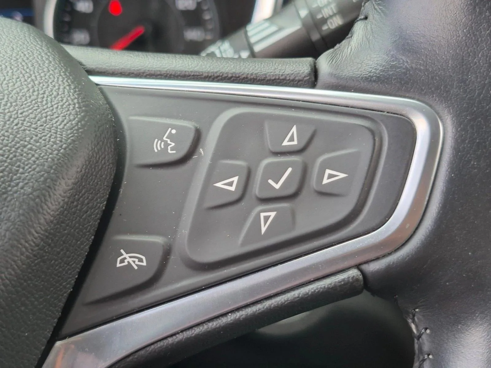 2022 Chevrolet Equinox LT photo 12
