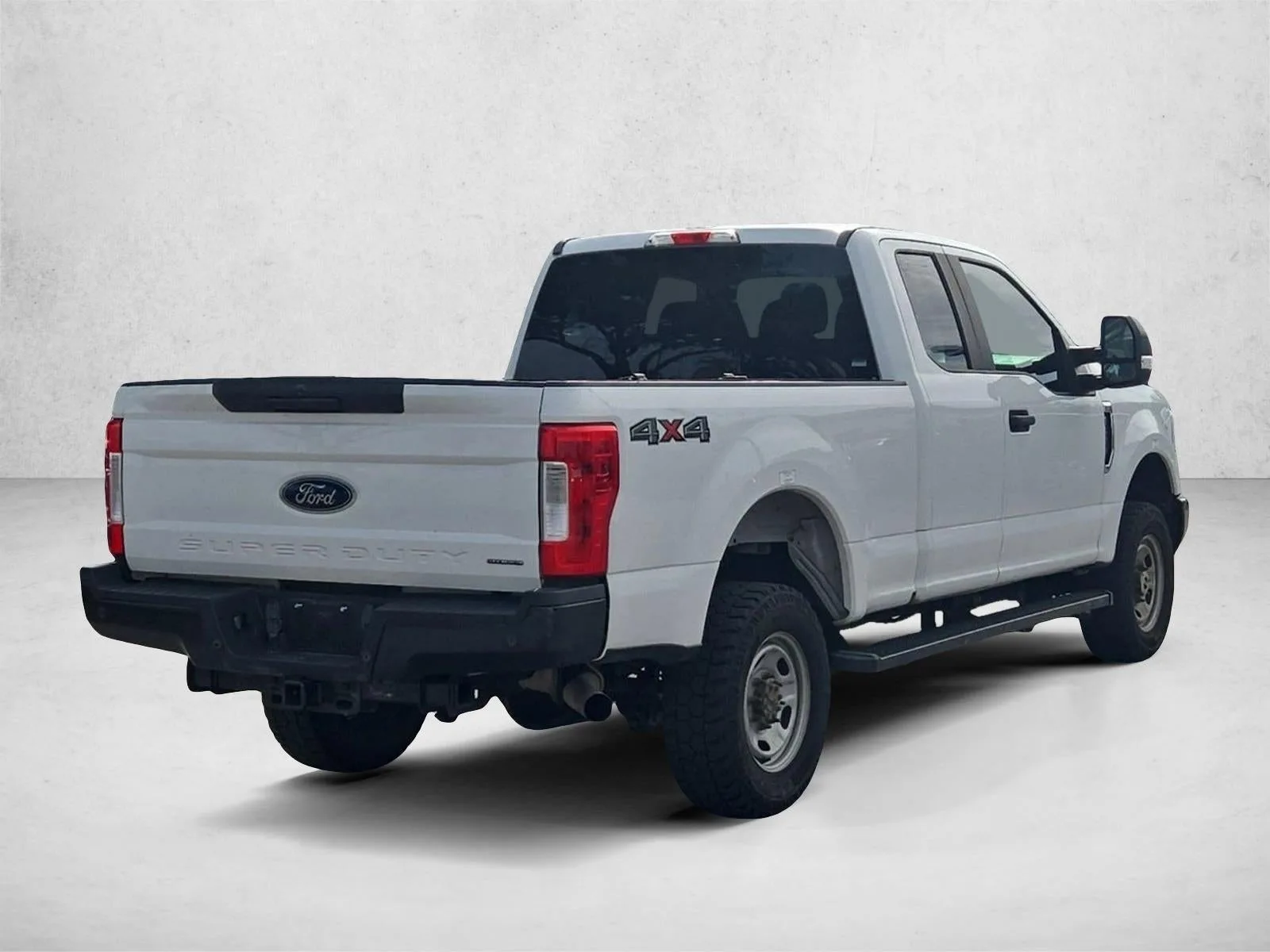 2019 Ford Super Duty F-250 SRW XL 4WD SuperCab 6.75' Box photo 5