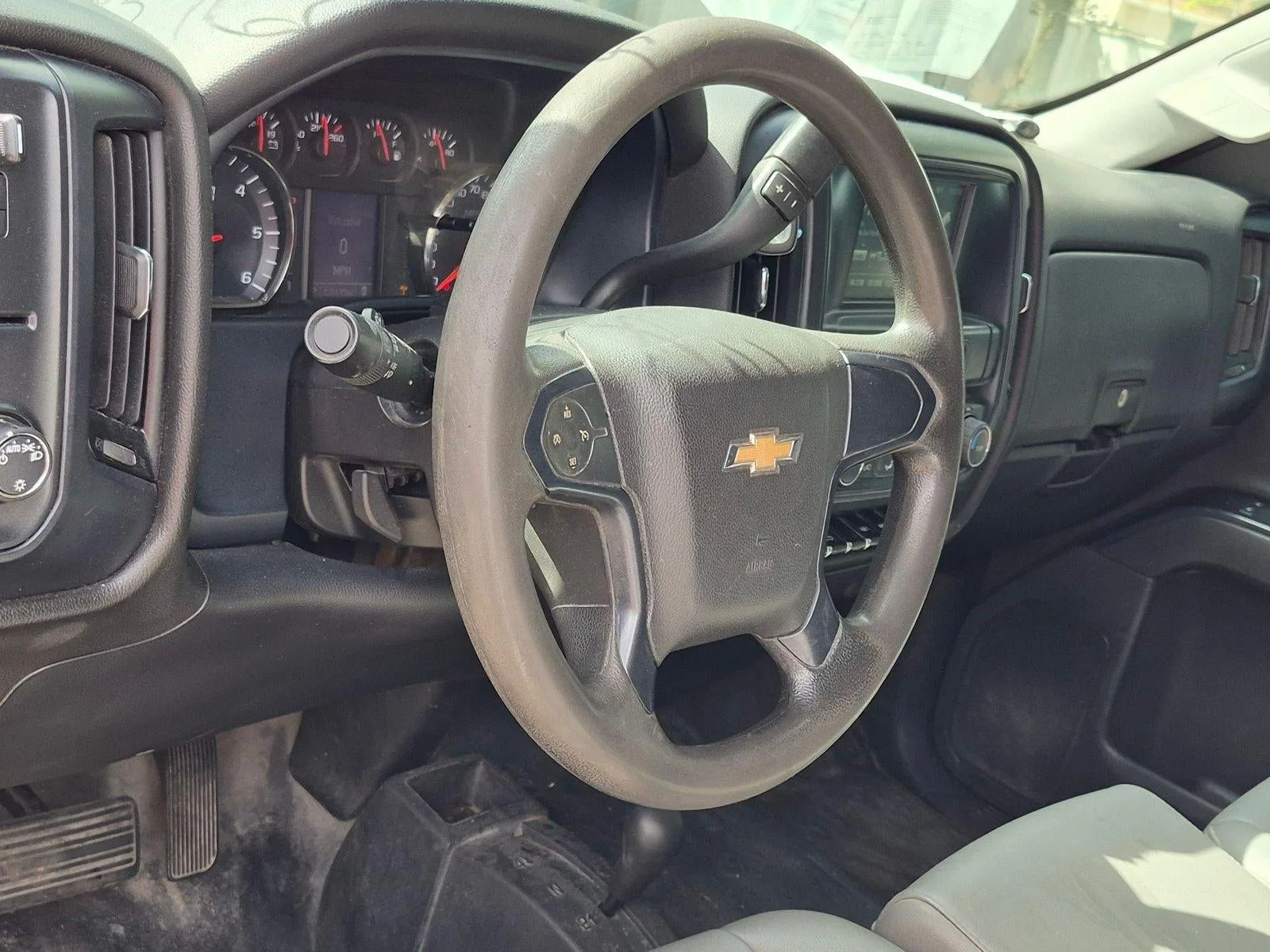 2019 Chevrolet Silverado 2500 HD Work Truck photo 4