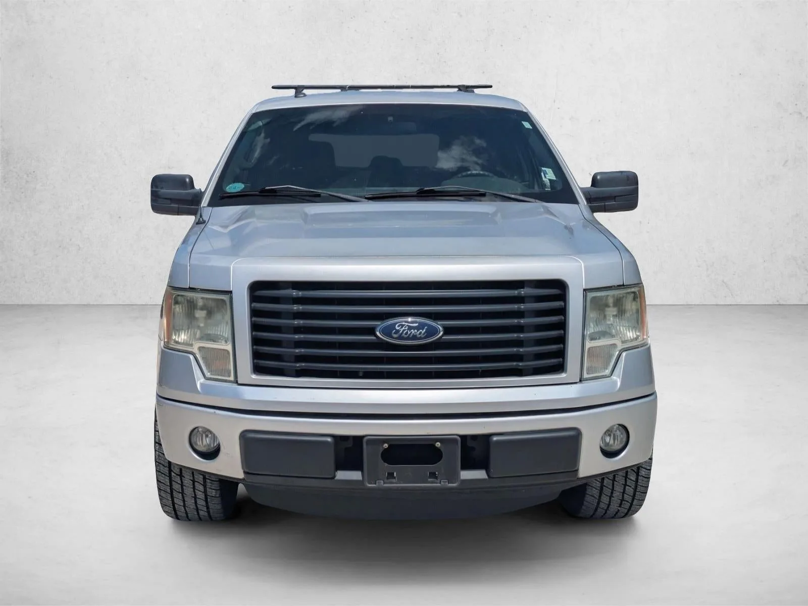 2014 Ford F-150 2WD SuperCab 6-1/2 Ft Box STX photo 2