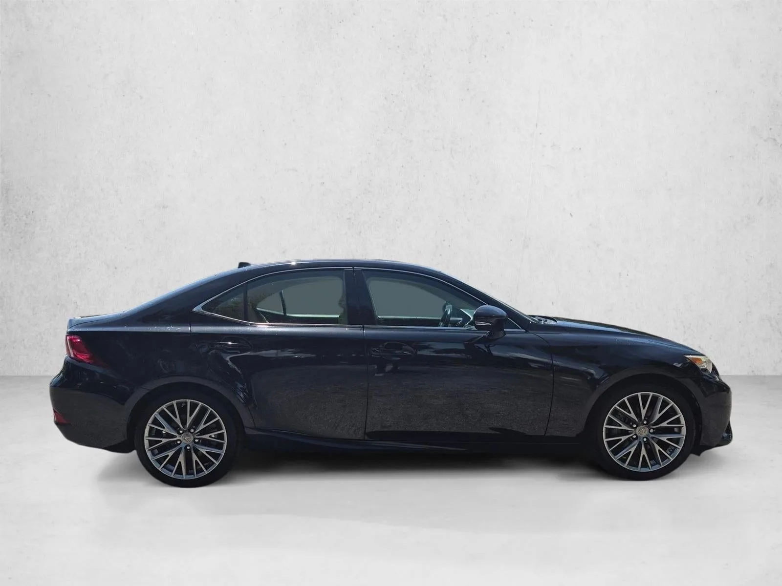 2014 Lexus IS 250 4dr Sport Sdn Auto RWD photo 4
