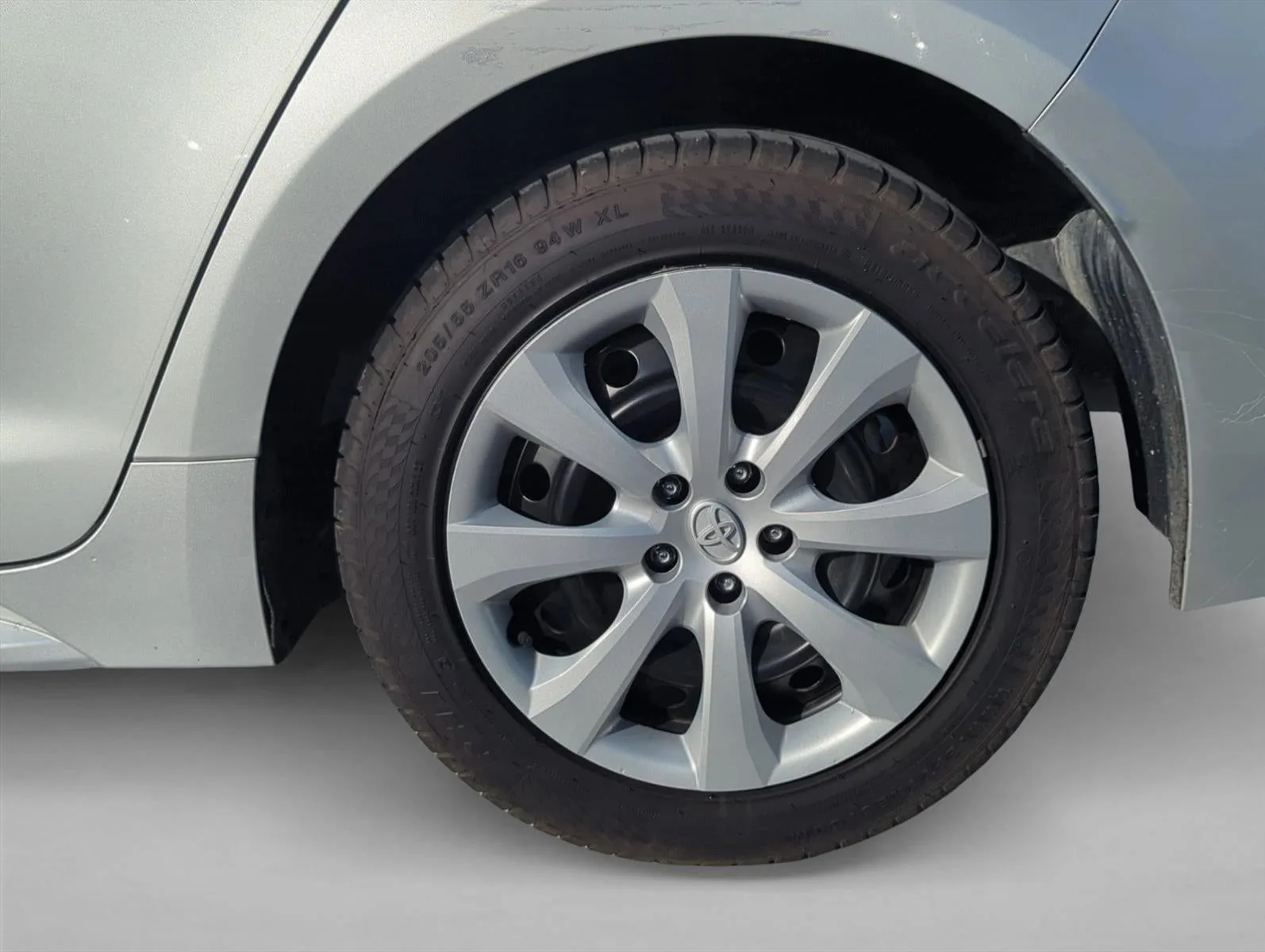 2024 Toyota Corolla LE CVT (Natl) photo 6