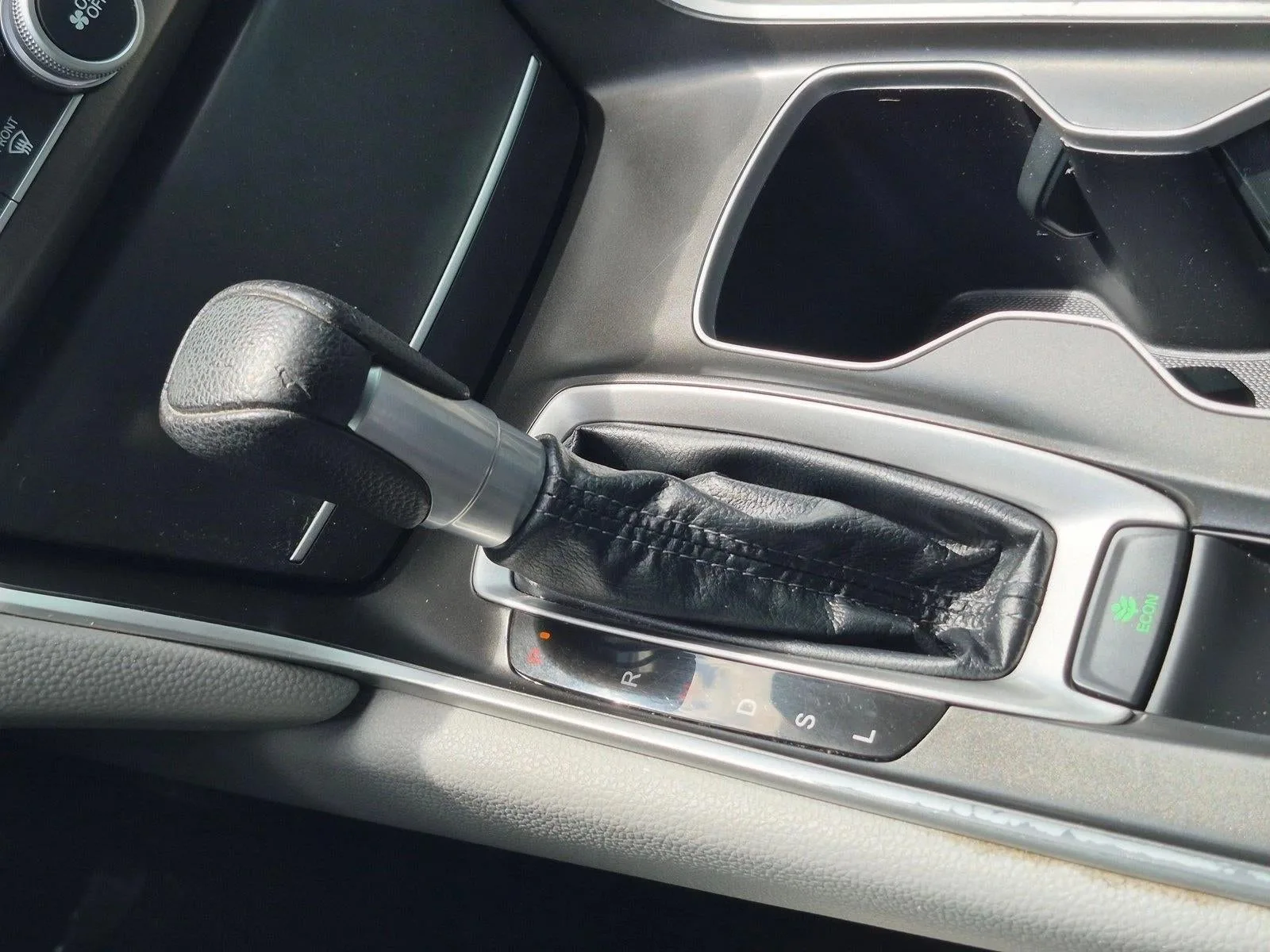 2020 Honda Accord LX photo 11
