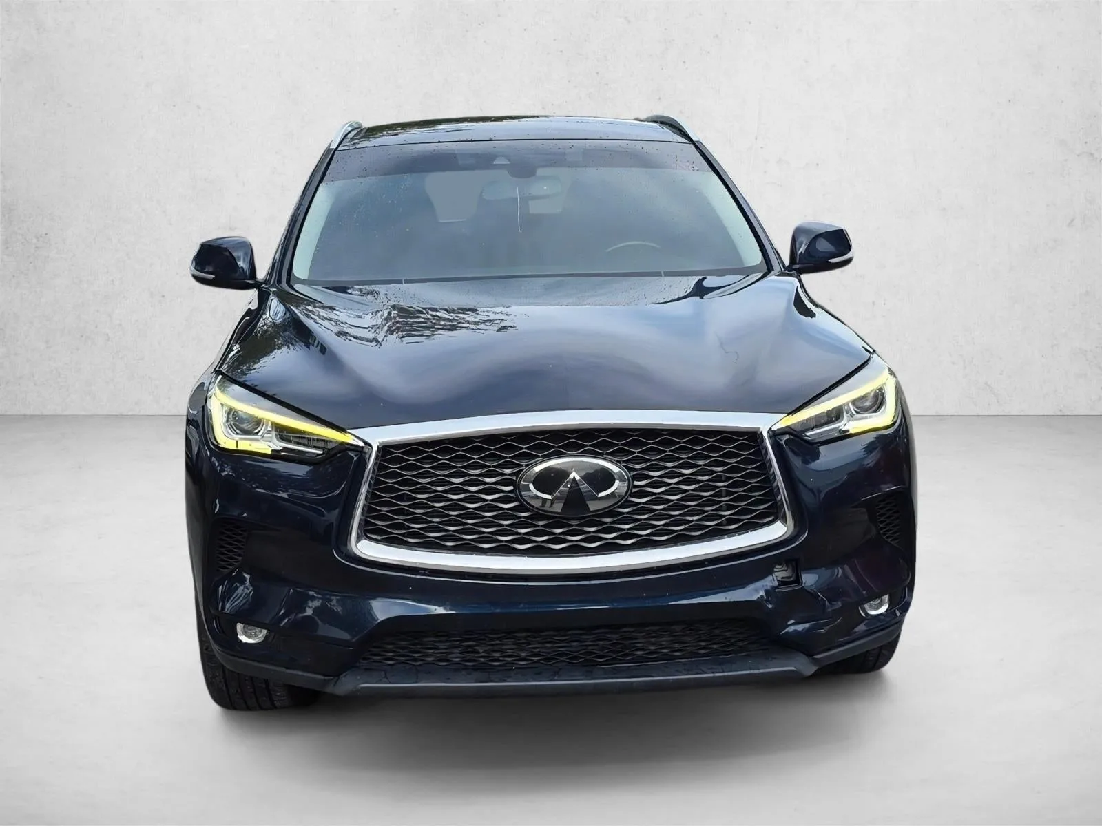 2021 INFINITI QX50 LUXE photo 2