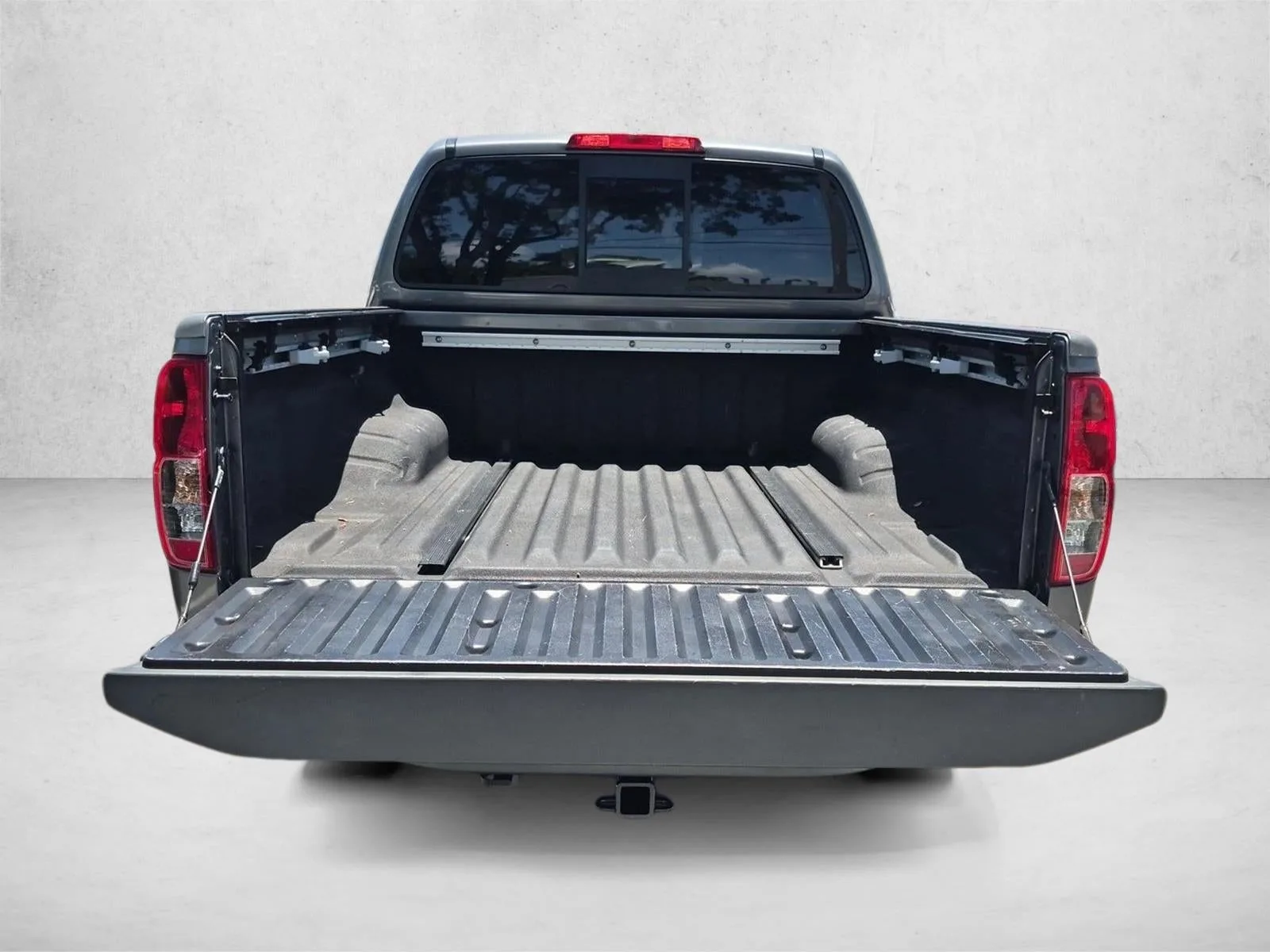 2019 Nissan Frontier Crew Cab 4x2 SL Auto *Ltd Avail* photo 6