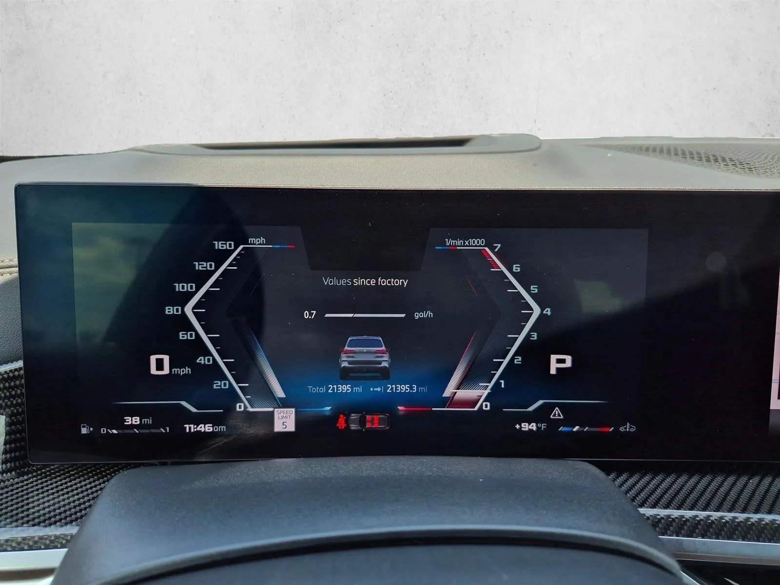 2025 BMW X5 M60i photo 11