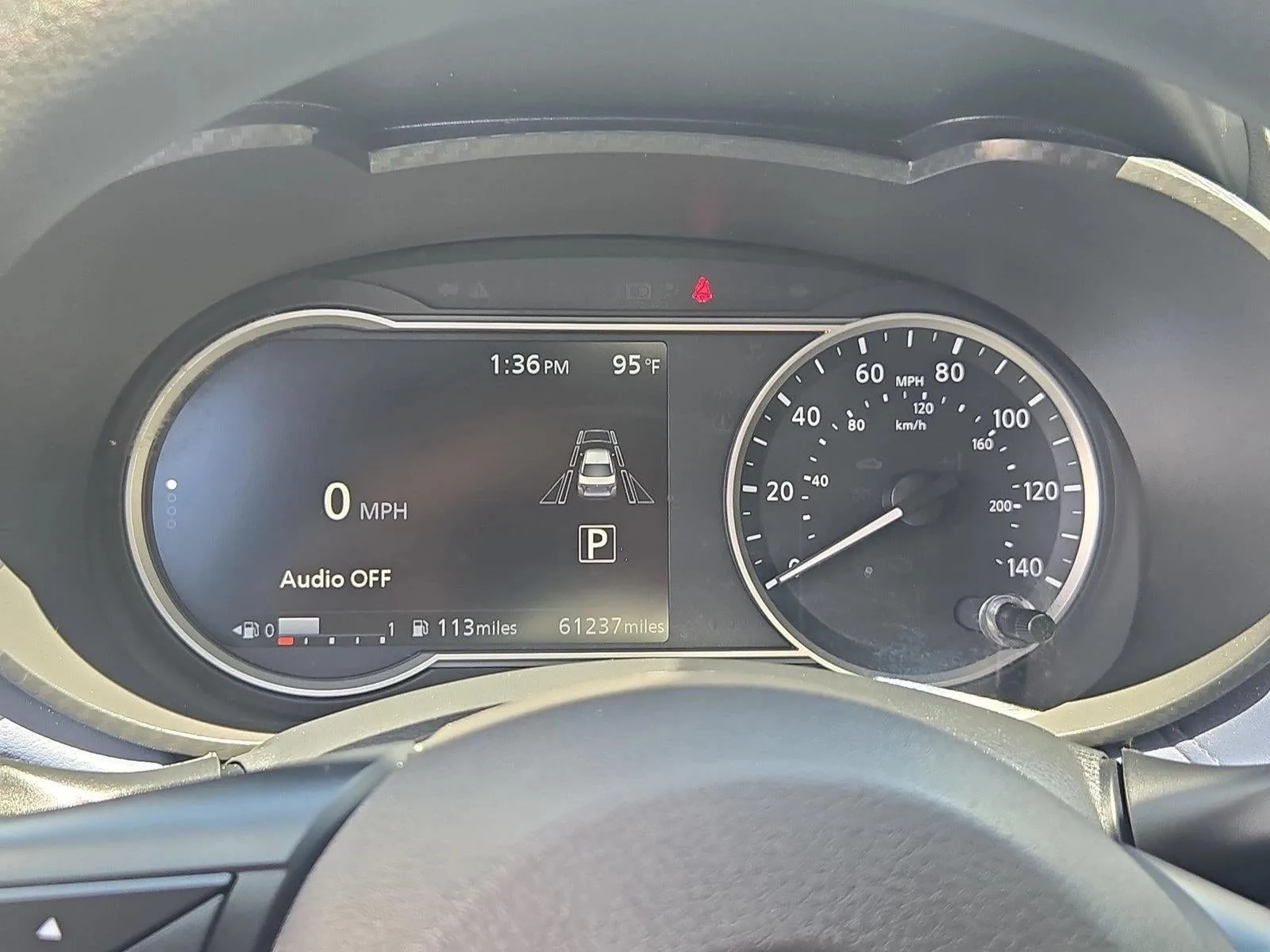 2024 Nissan Versa SV CVT photo 12