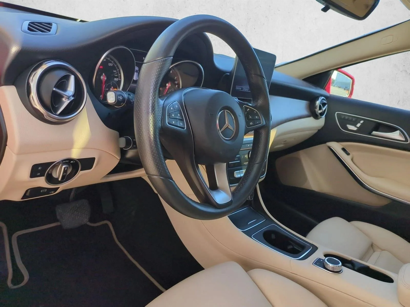 2018 Mercedes-Benz GLA GLA 250 SUV photo 10