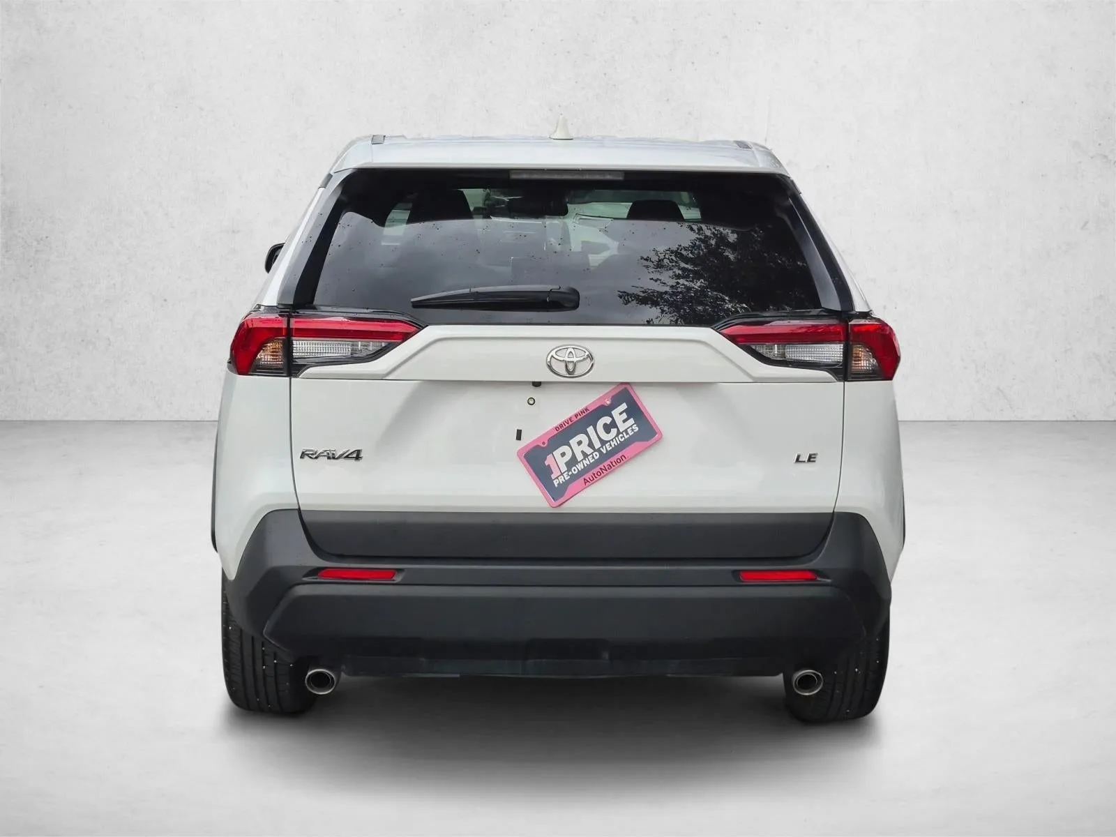 2025 Toyota RAV4 LE photo 7