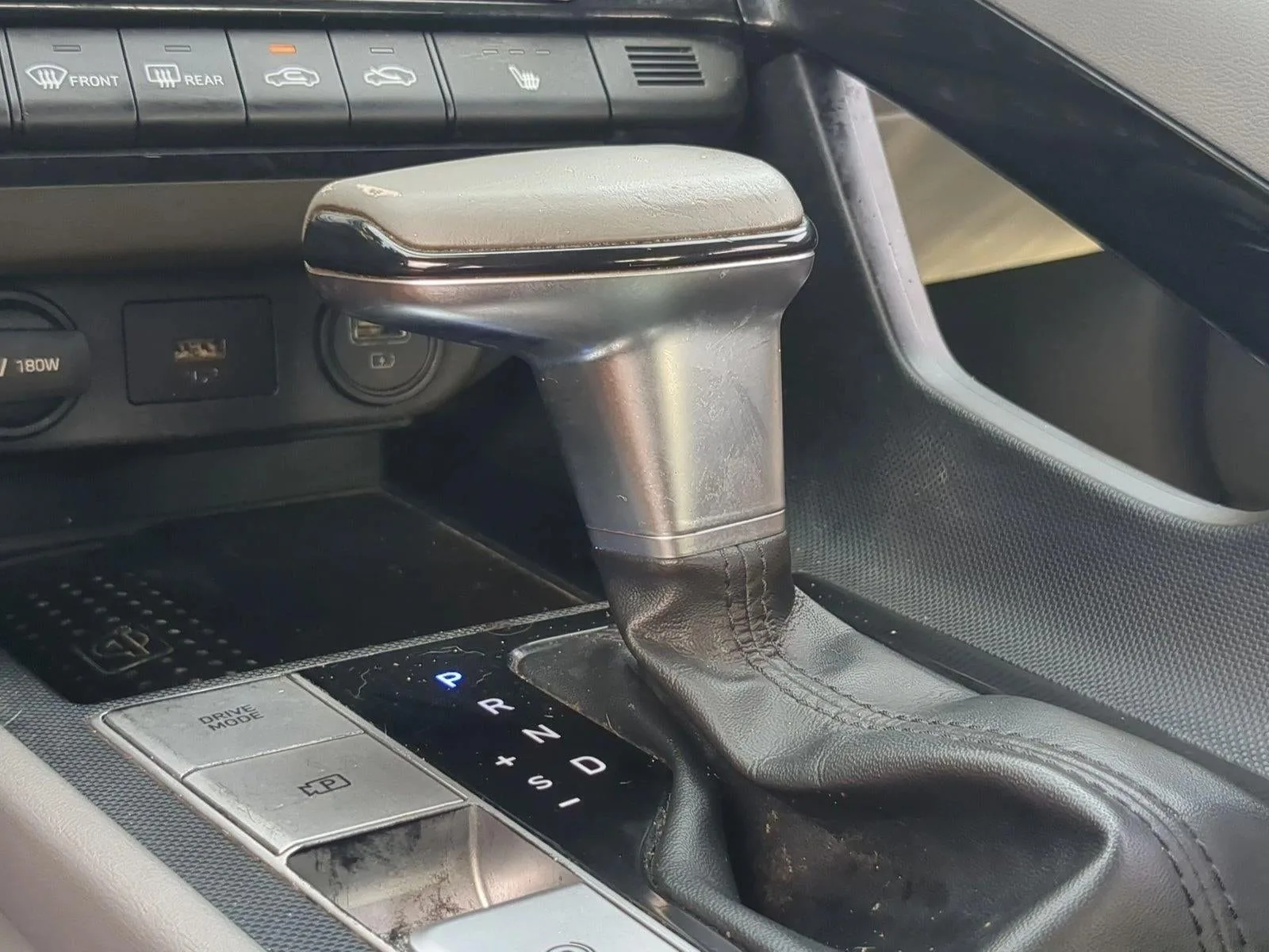 2021 Hyundai Elantra SEL photo 12