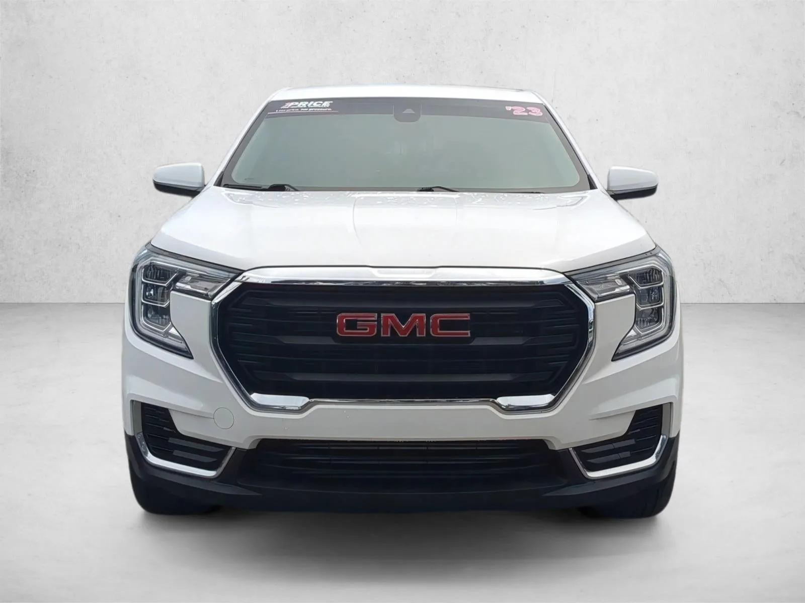 2023 GMC Terrain SLE photo 2