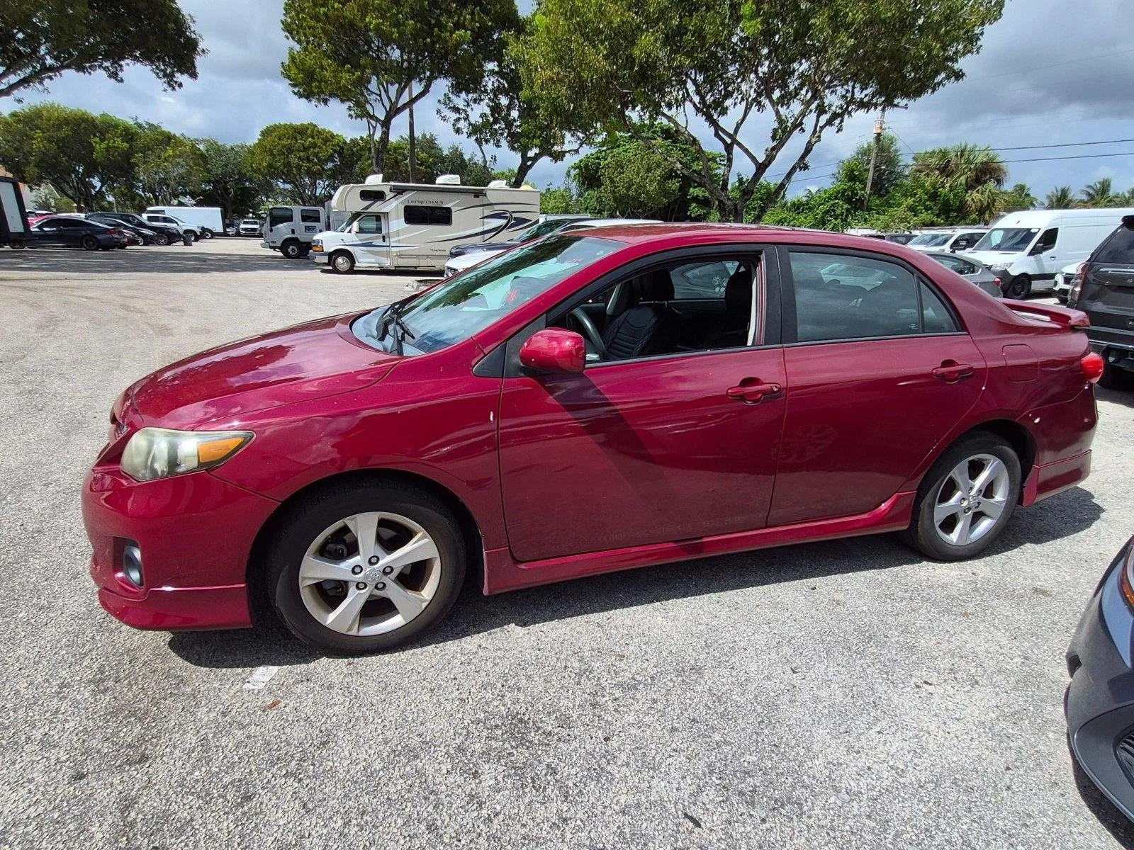 2013 Toyota Corolla S photo 4